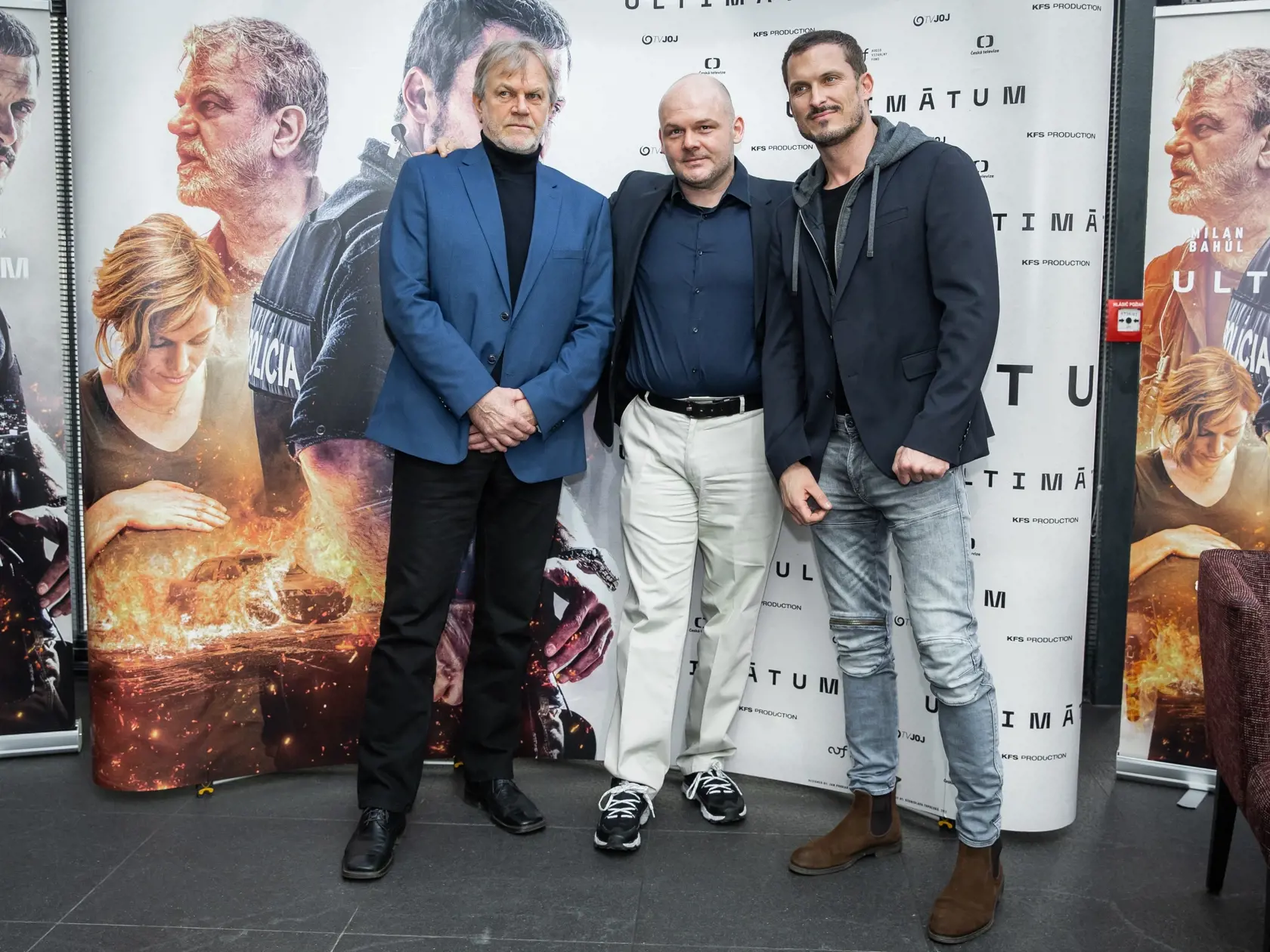 Premiéra slovenského seriálu "Ultimátum" v Bratislave.  Na snímke Milan Bahúl, Miroslav Kollár a Ján Koleník.