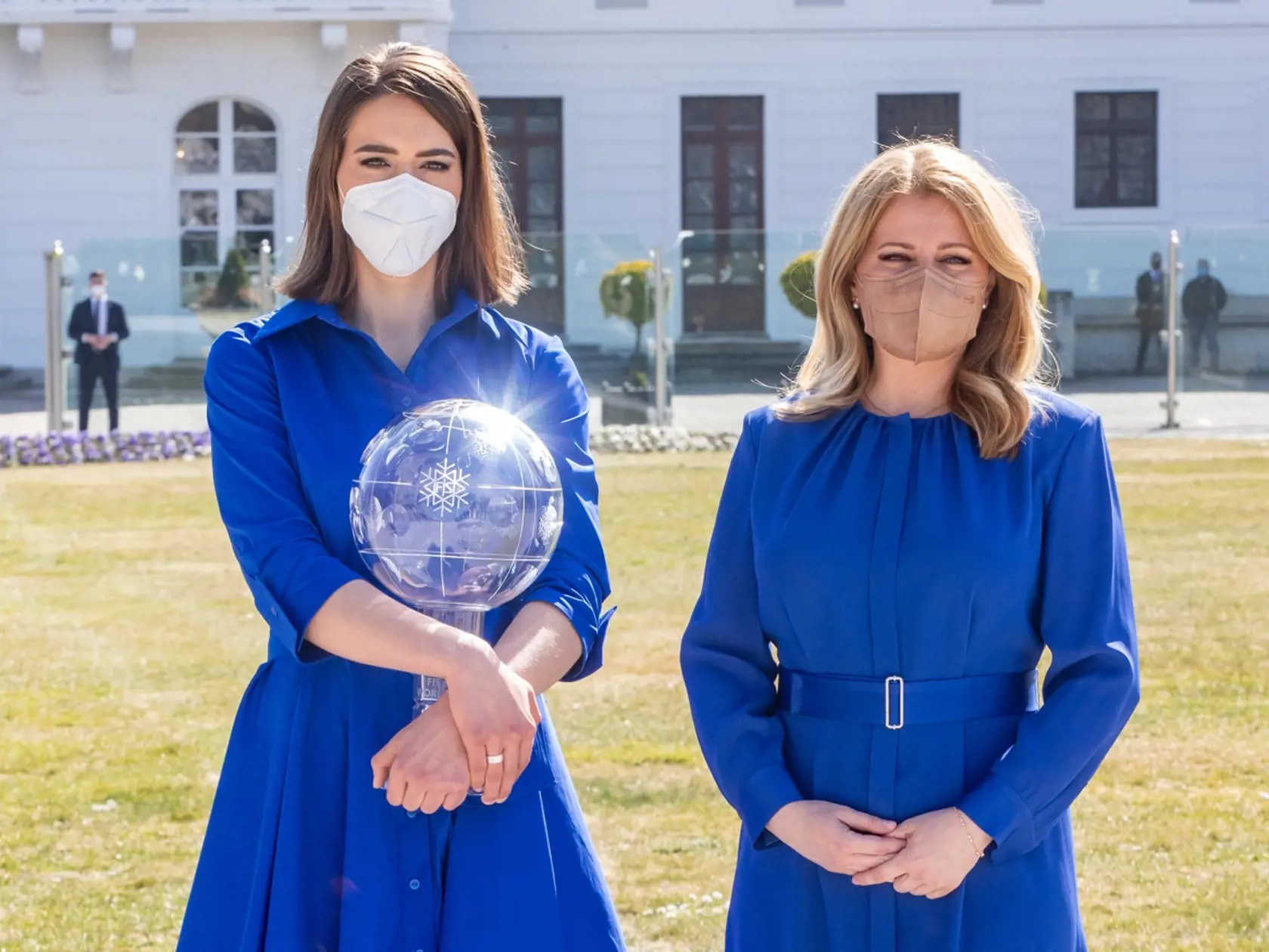 Prezidentka Slovenskej republiky Zuzana Čaputová prijala víťazku Svetového pohára v zjazdovom lyžovaní Petru Vlhovú.