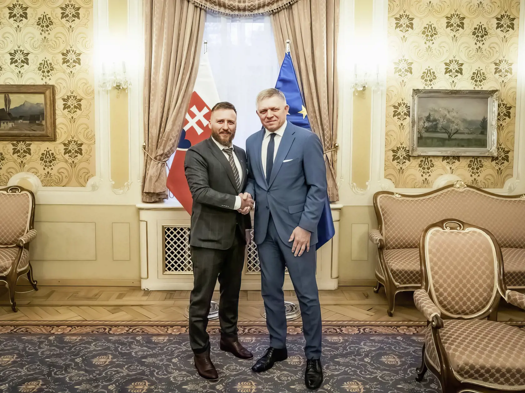 Ficov človek. Premiér si ho vybral za splnomocnenca vlády pre preverenie procesu riadenia a manažovania zdrojov počas pandémie COVID-19.