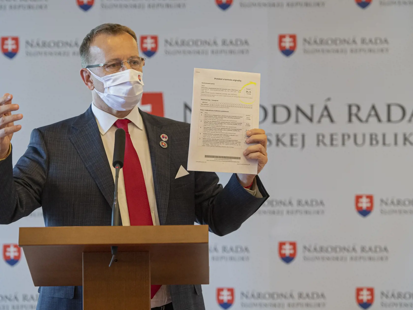 Na snímke predseda Národnej rady SR Boris Kollár počas brífingu ohľadom svojej diplomovej práce.  Bratislava, 23. júna 2020.  FOTO TASR - Michal Svítok