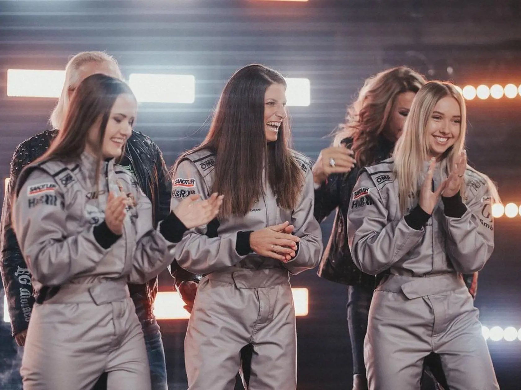 Davina a Shania by mali mať v roku 2022 vlastnú reality šou.