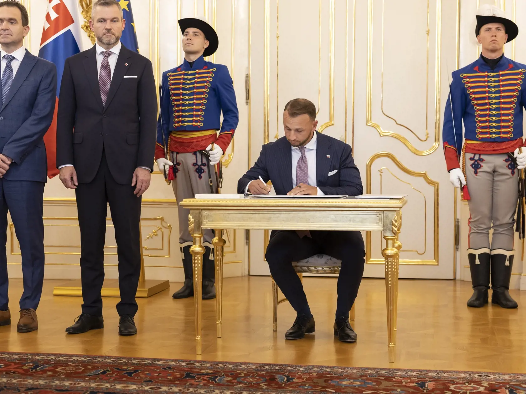 Prezidentka Slovenskej republiky Zuzana Čaputová vymenovala do funkcie nových členov vlády. Na snímke je Matúš Šutaj Eštok, minister vnútra Slovenskej republiky.