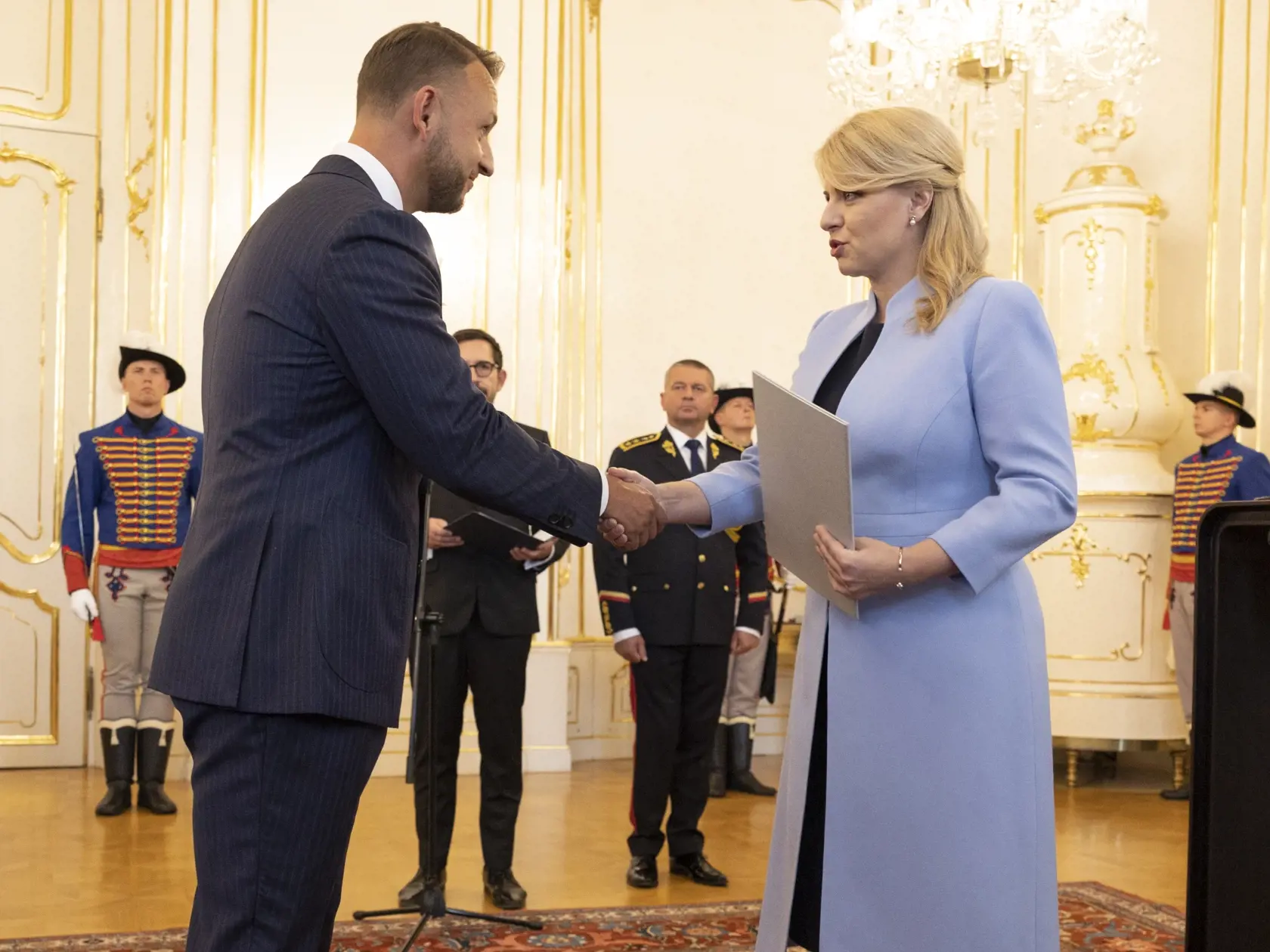Prezidentka Slovenskej republiky Zuzana Čaputová vymenovala do funkcie nových členov vlády. Na snímke je Matúš Šutaj Eštok, minister vnútra Slovenskej republiky.