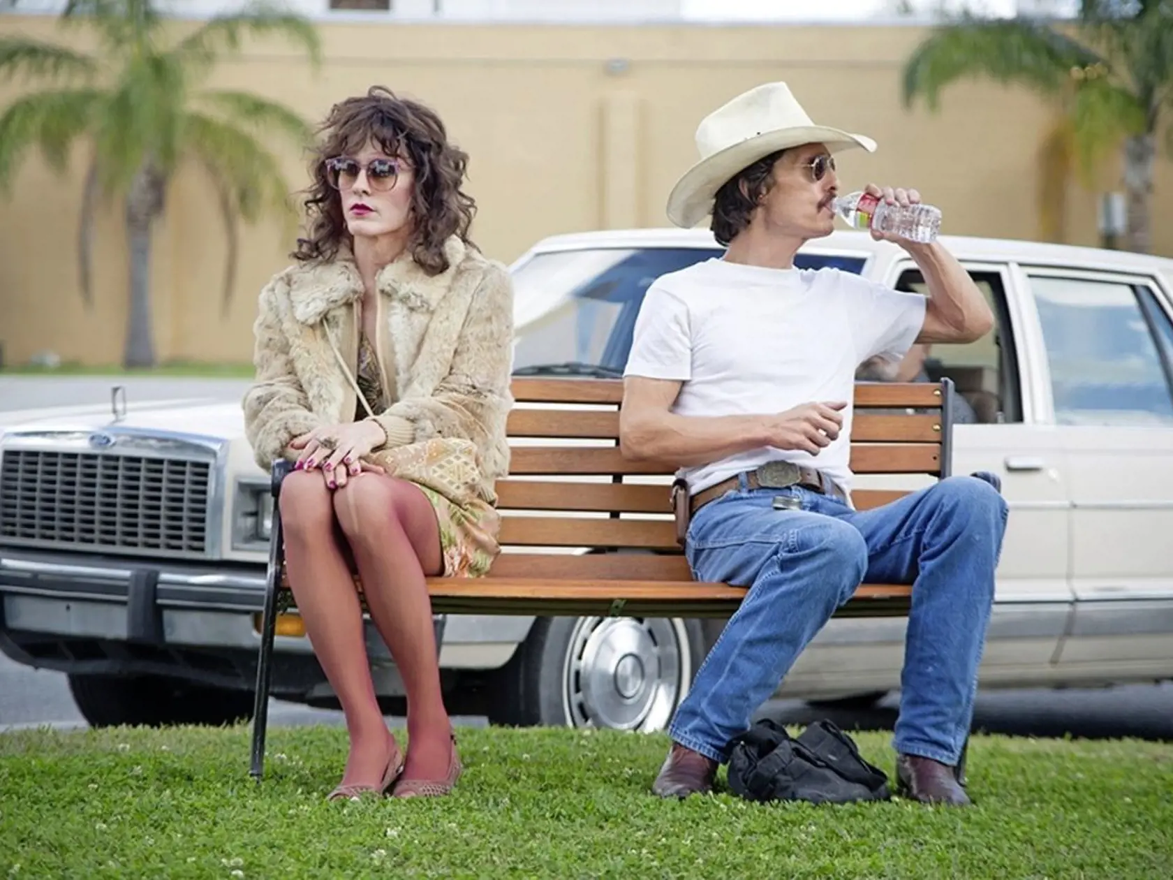 Jared Leto (44) a Matthew McConaughey (46) vo filme Klub poslednej nádeje.
