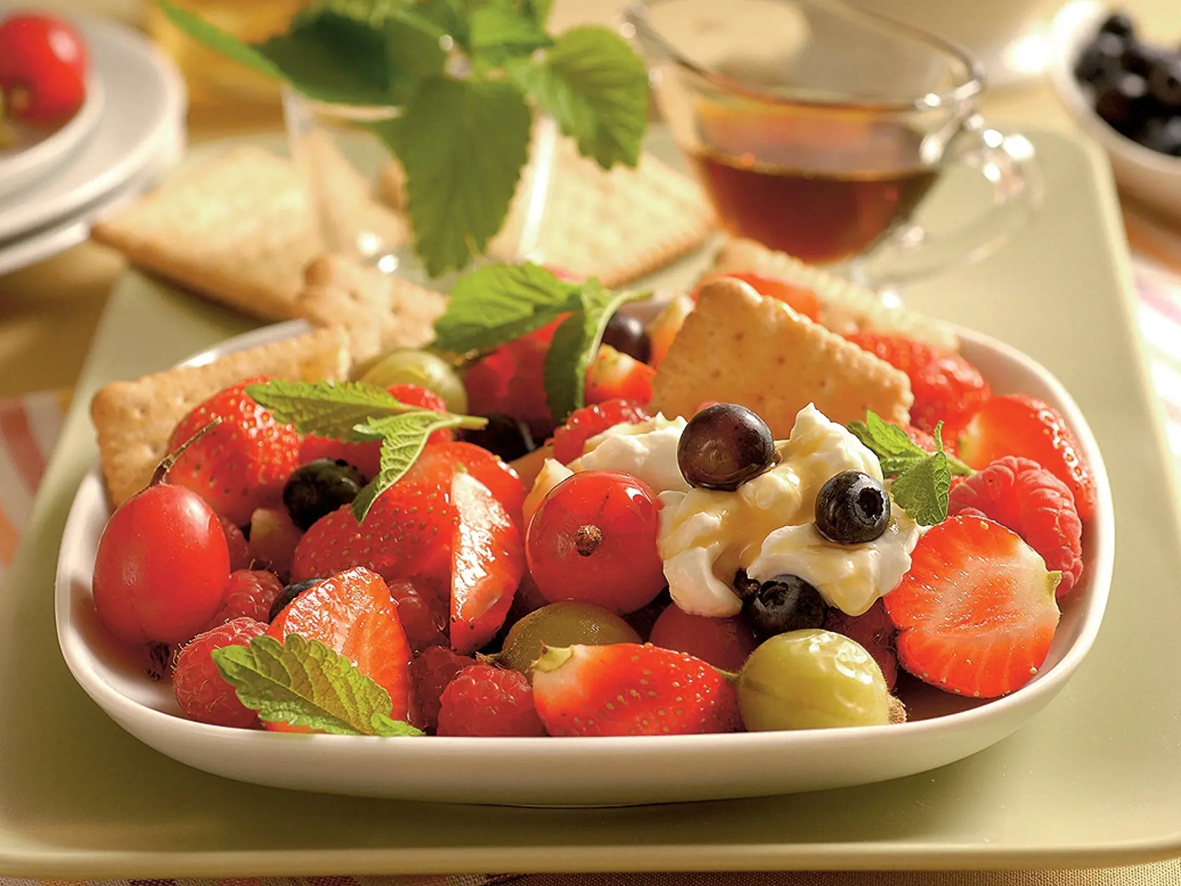 recept, jedlo, miešaný ovocný šalát
Foto: Peter Záhradník
Uvetrejnené: Báječná žena 28/2011
pôvodný súbor:miesany ovocny salat 2.eps