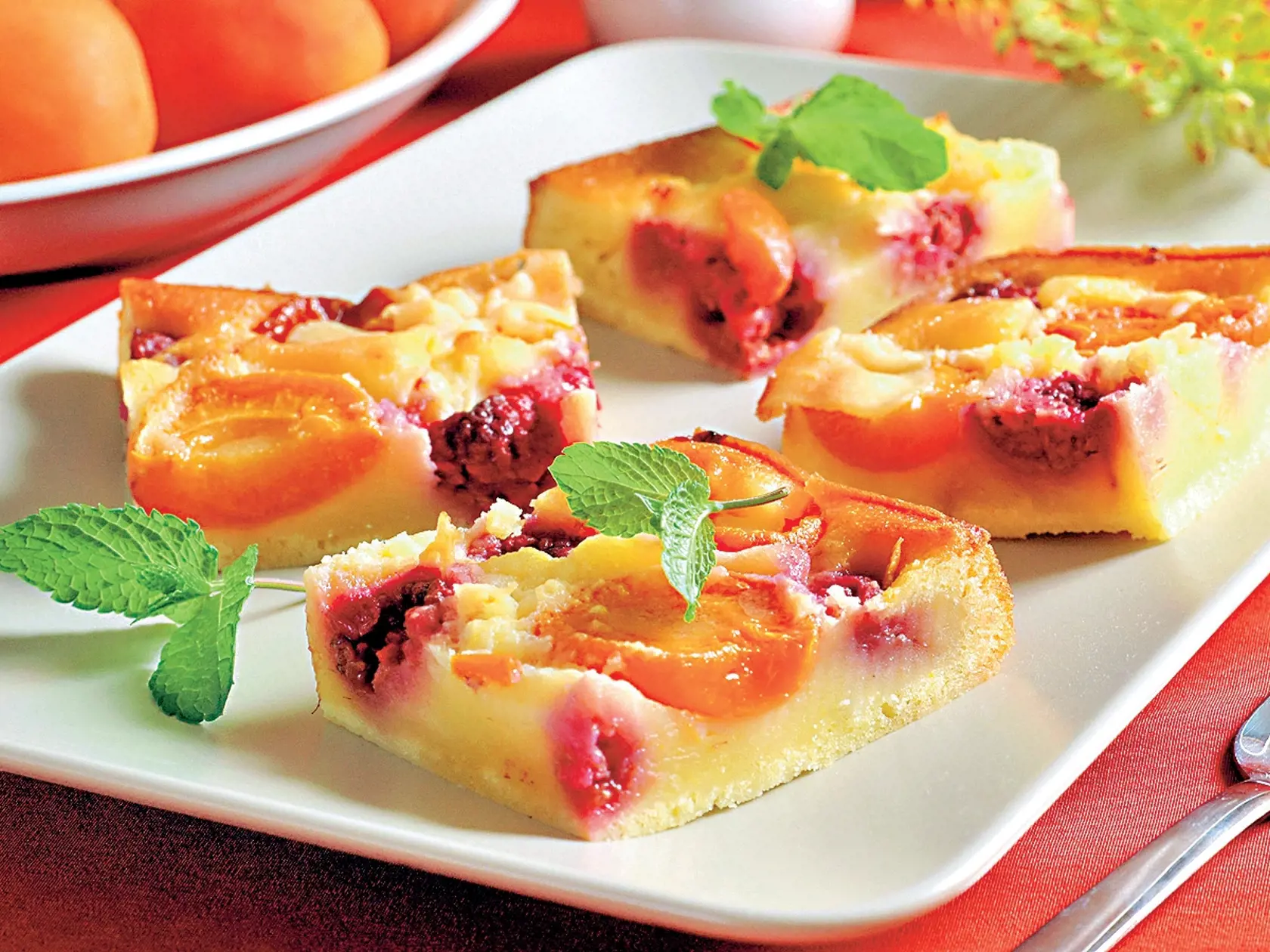 recept, jedlo, ovocný koláč
Foto: Peter Záhradník
Uverejnené: Báječná žena 11/2011
pôvodný súbor:ovocny kolac 2.eps
