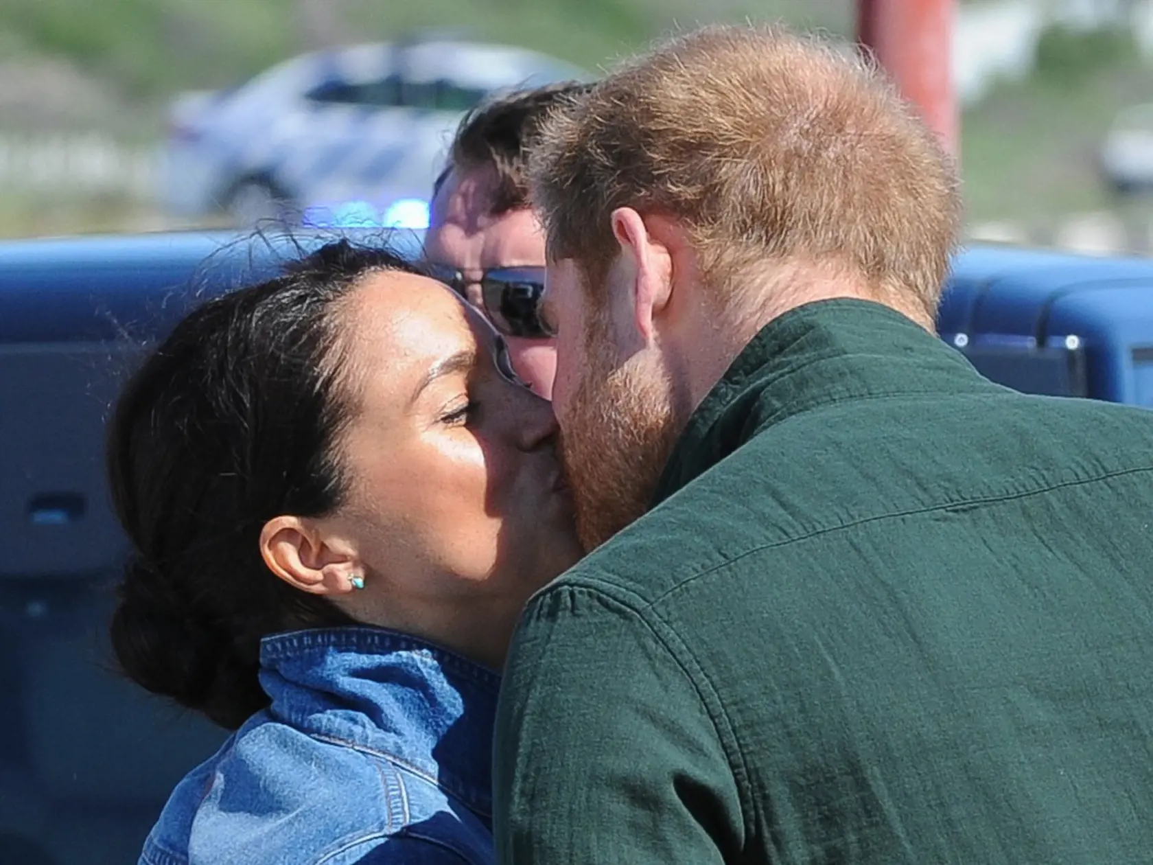 Žiadny protokol nezabránil Meghan a Harrymu v prejavoch náklonnosti na verejnosti.