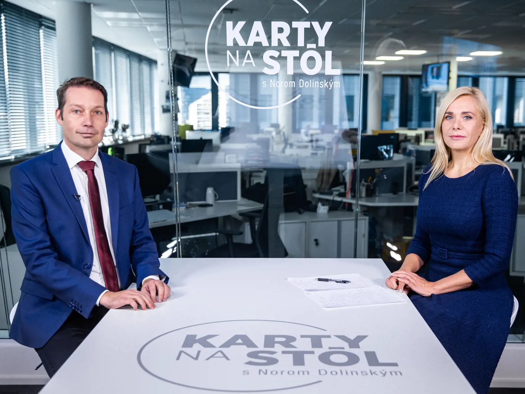 Diskusná relácia "Karty na stôl", ktorej hosťkou bola Denisa Saková.