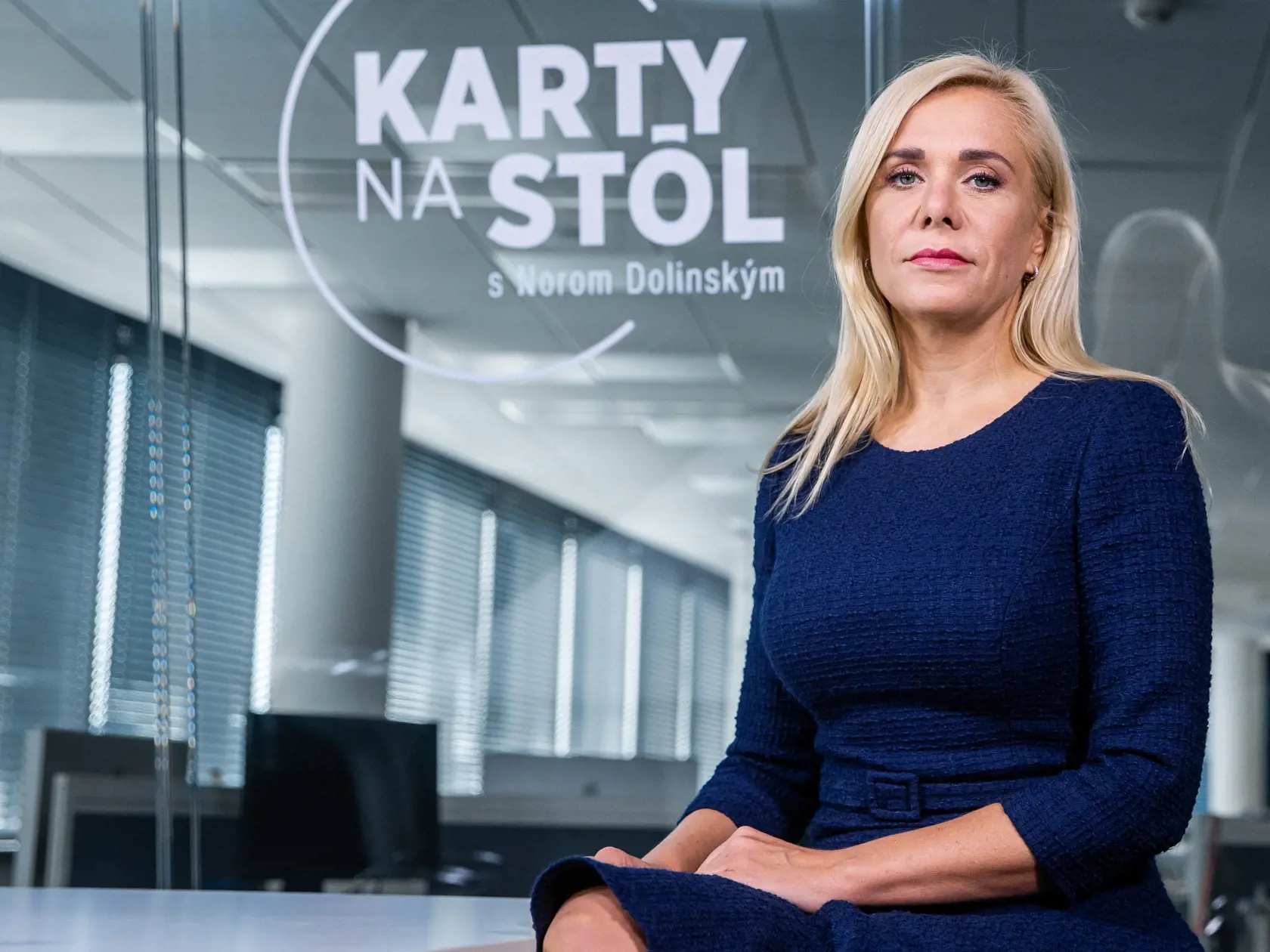 Diskusná relácia "Karty na stôl", ktorej hosťkou bola Denisa Saková.