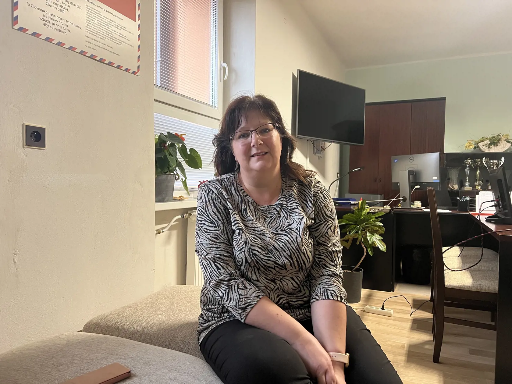 Riaditeľka SOŠ Katarína Garajová neskrýva frustráciu. Tvrdí, že vedenie školy robilo všetko pre jej záchranu, no už nedokáže ďalej bojovať proti rozhodnutiam z vyšších miest.
