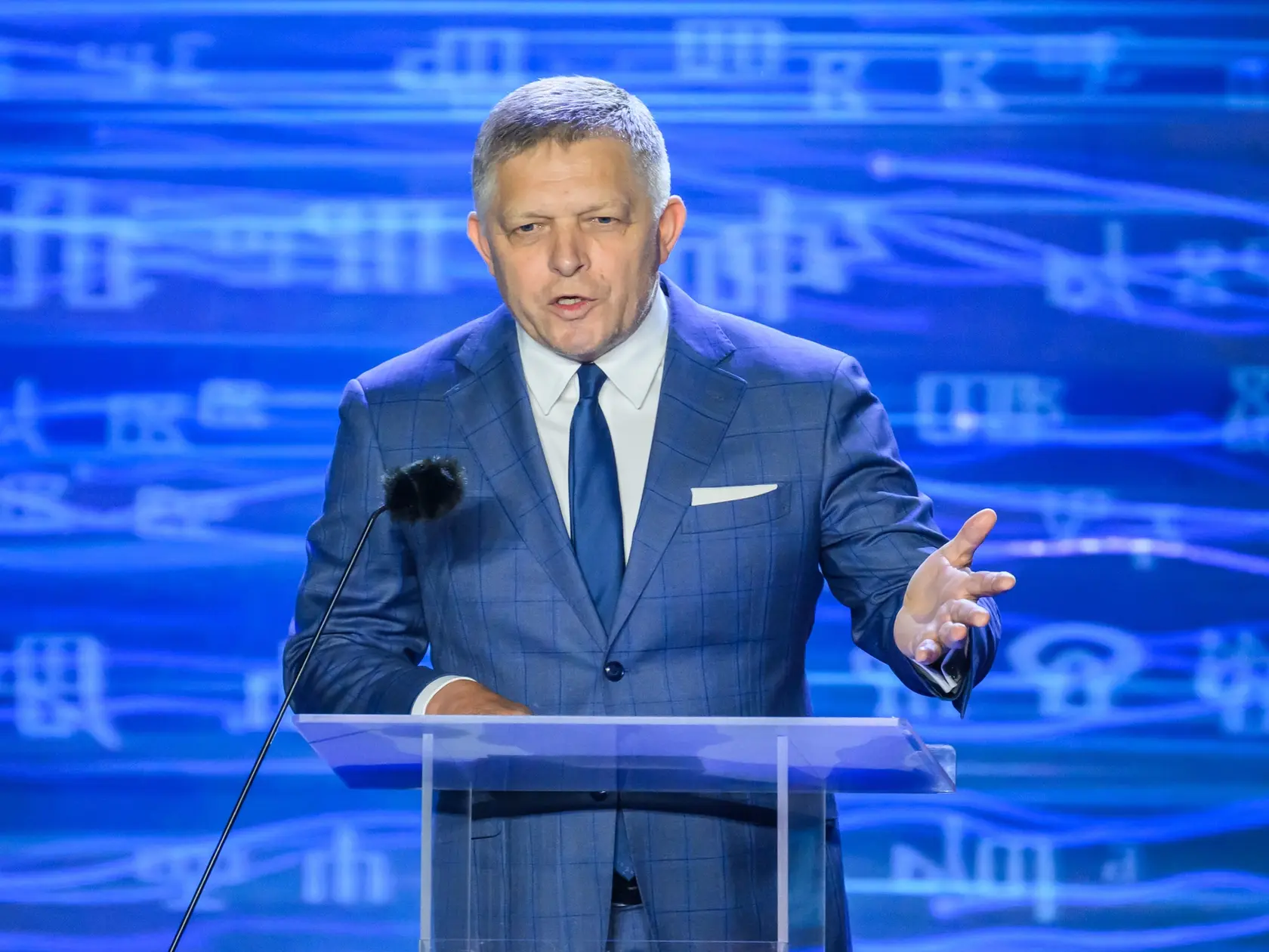 Na snímke predseda vlády SR Robert Fico (Smer-SD) počas galavečera v rámci osláv sviatku Cyrila a Metoda na Devíne v Bratislave 5. júla 2025.