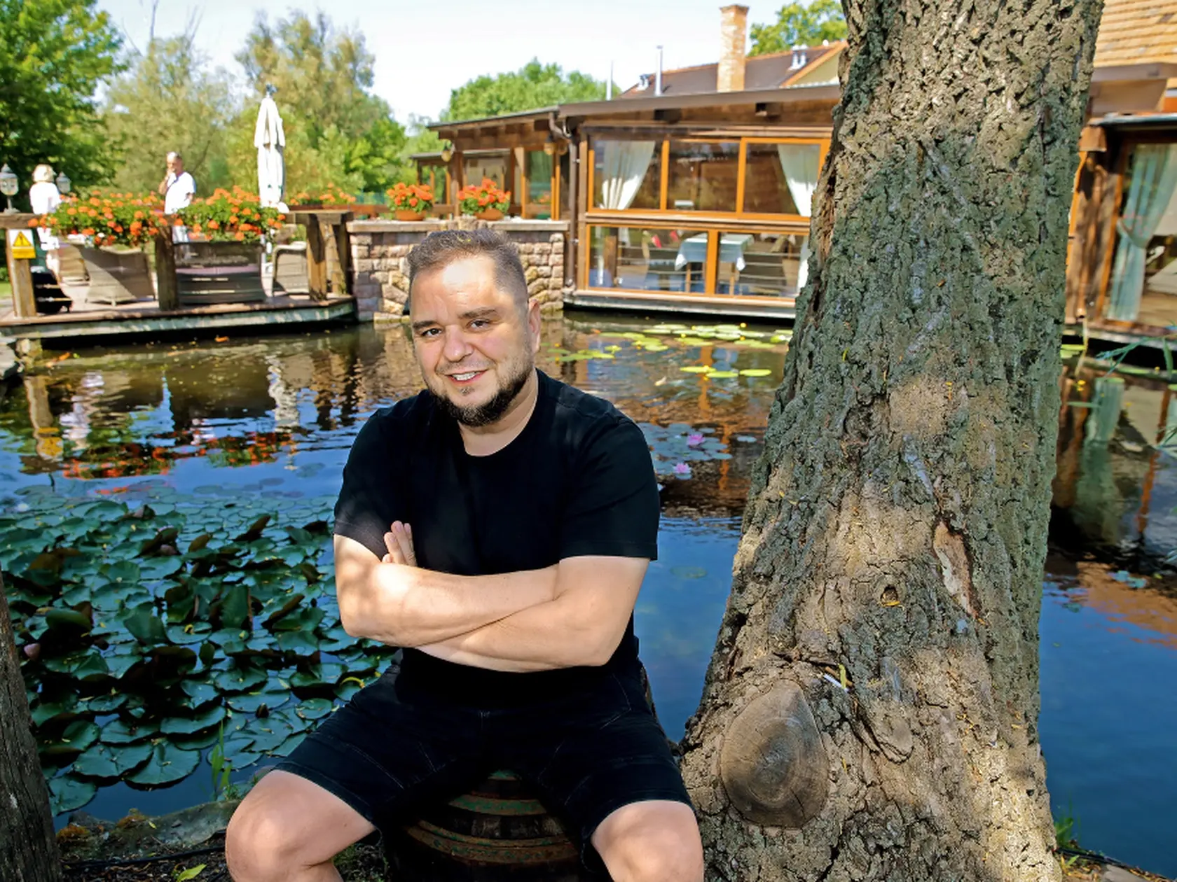 Kuly: Stretli sme sa s ním v reštaurácii  v Jelšovciach, kde sa spevák v októbri 2014 oženil.