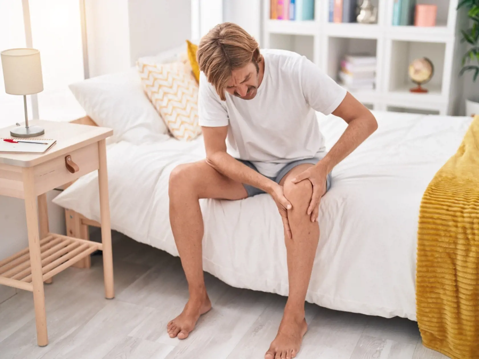 Ranná stuhnutosť kĺbov je predzvesťou osteoartrózy.