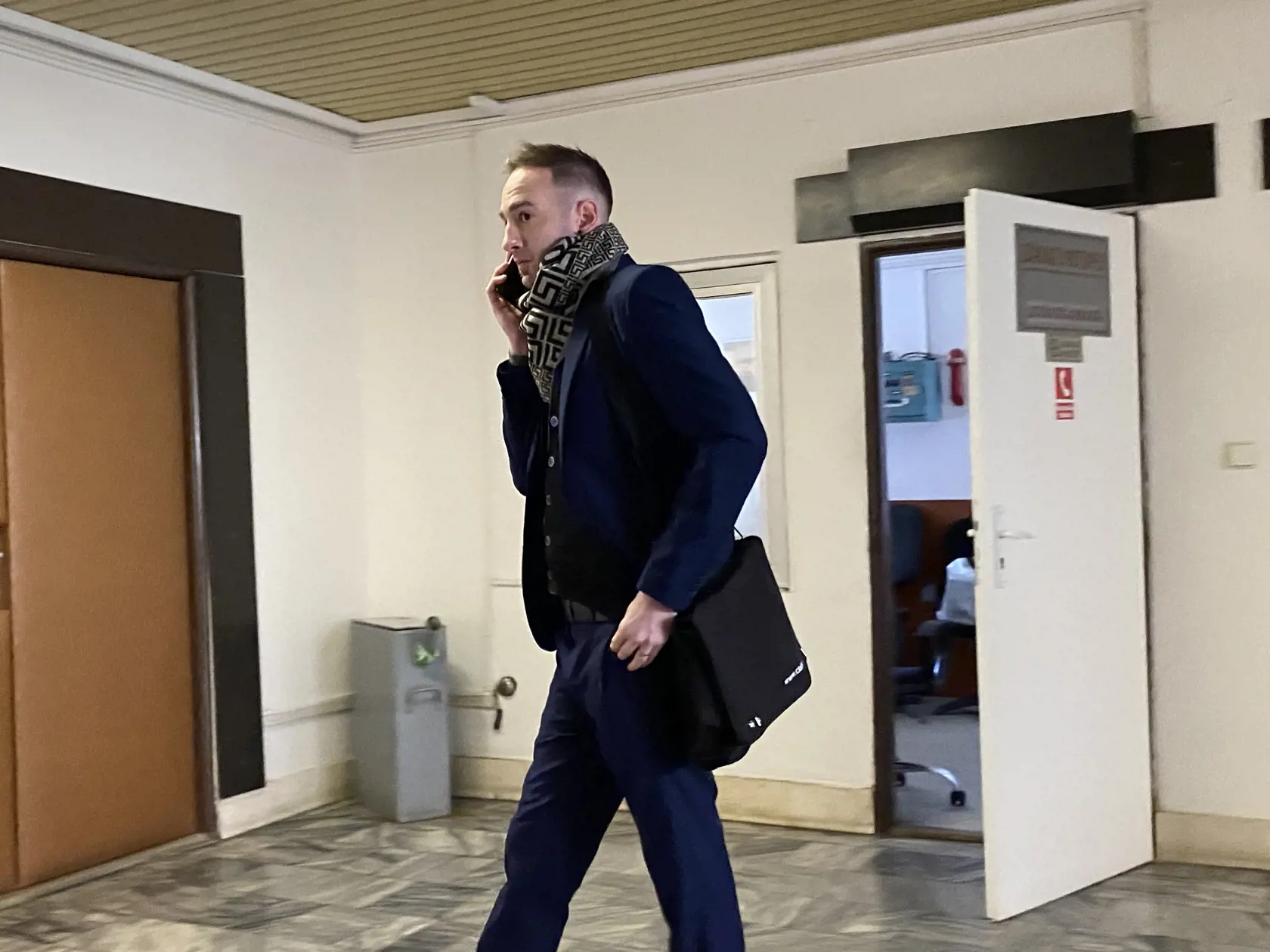 V stredu 18. 10. 2023 začala hlavné pojednávanie s obžalovaným hercom Martinom Durkáčom vo veci zabitia jeho priateľa Michala Godára v januári tohto roka.