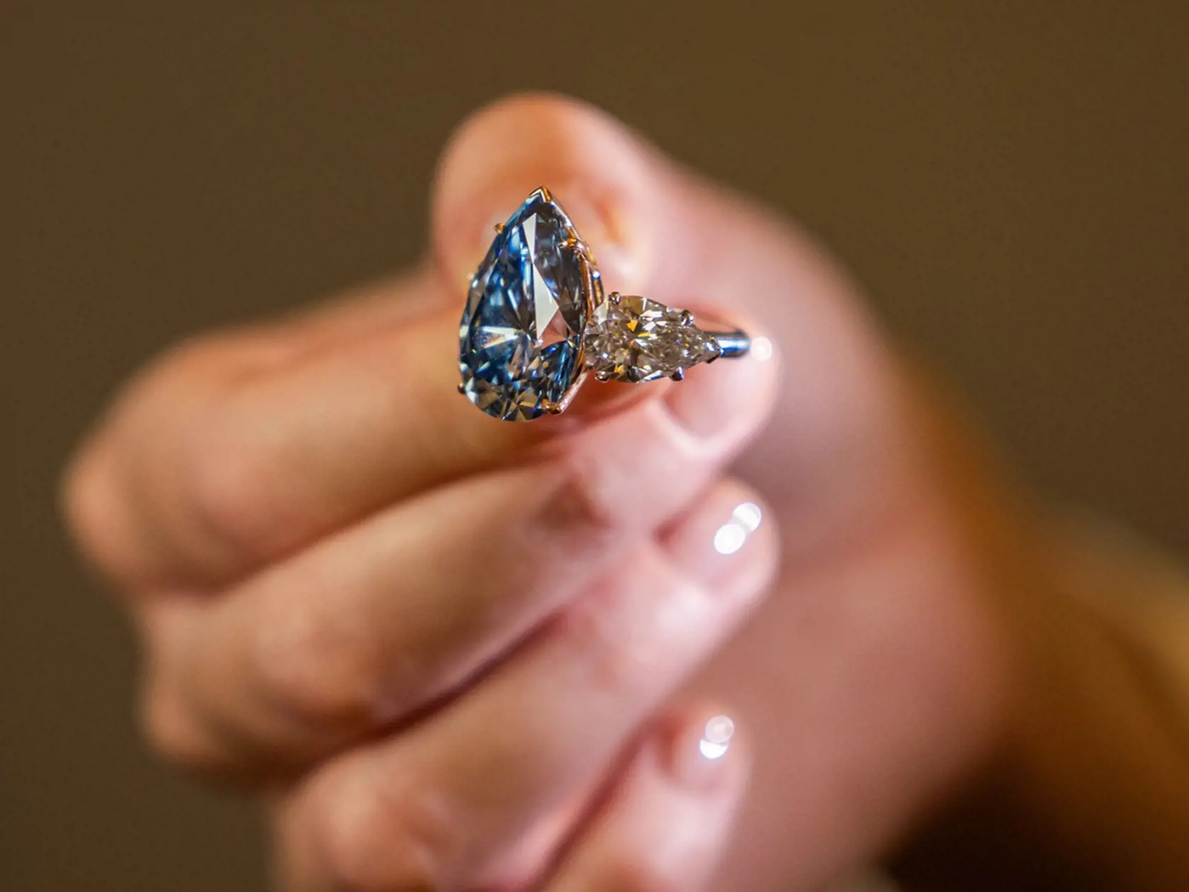 Bleu Royal má mimoriadne výnimočnú farbu.