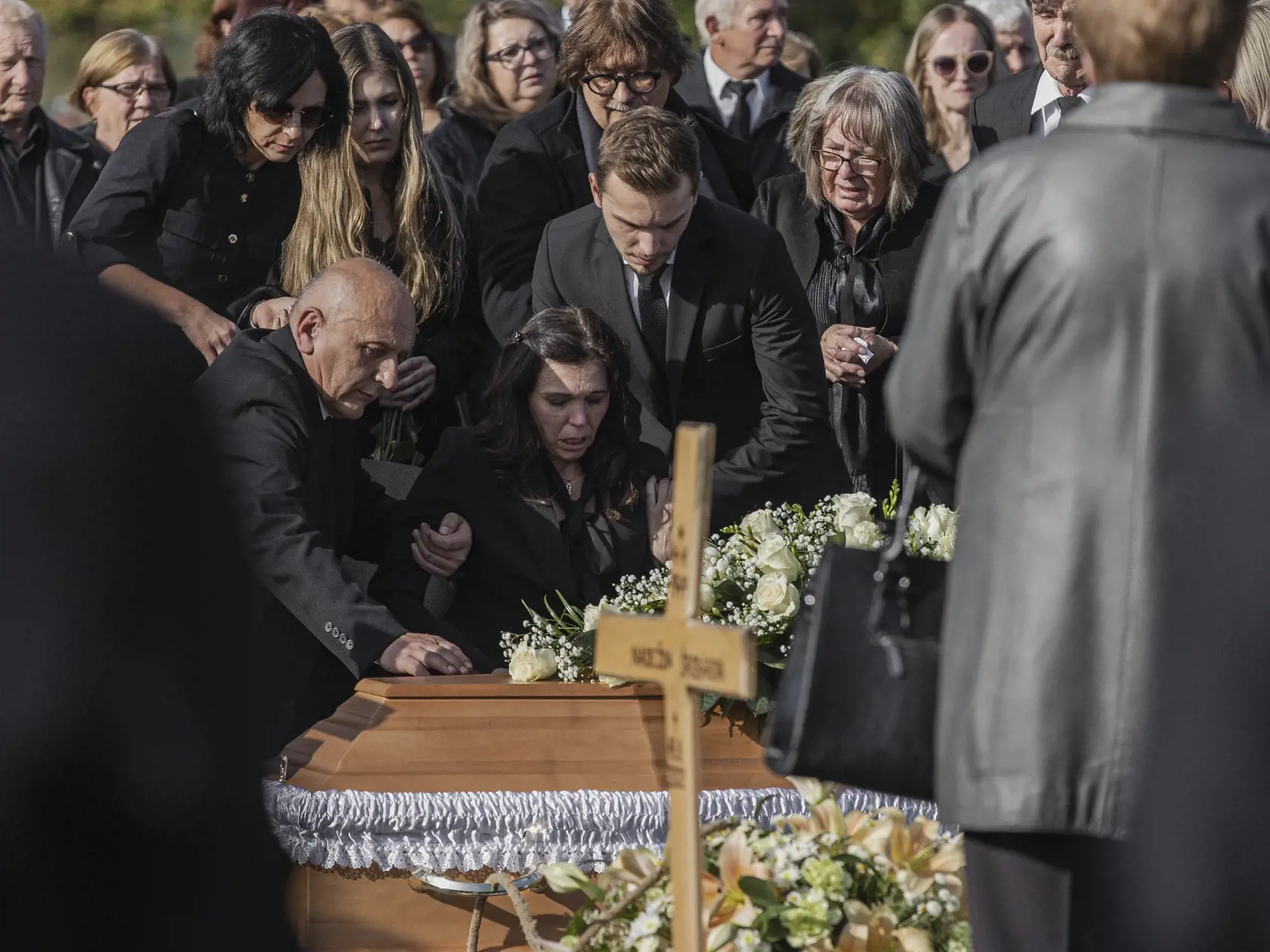 V Spišskej Novej Vsi sa 7.10.2022 konala posledná rozlúčka s Natáliou Hamrákovou. Iba 19-ročná študentka práva bola jednou z obetí tragickej nehody na Zochovej ulici v Bratislave.
