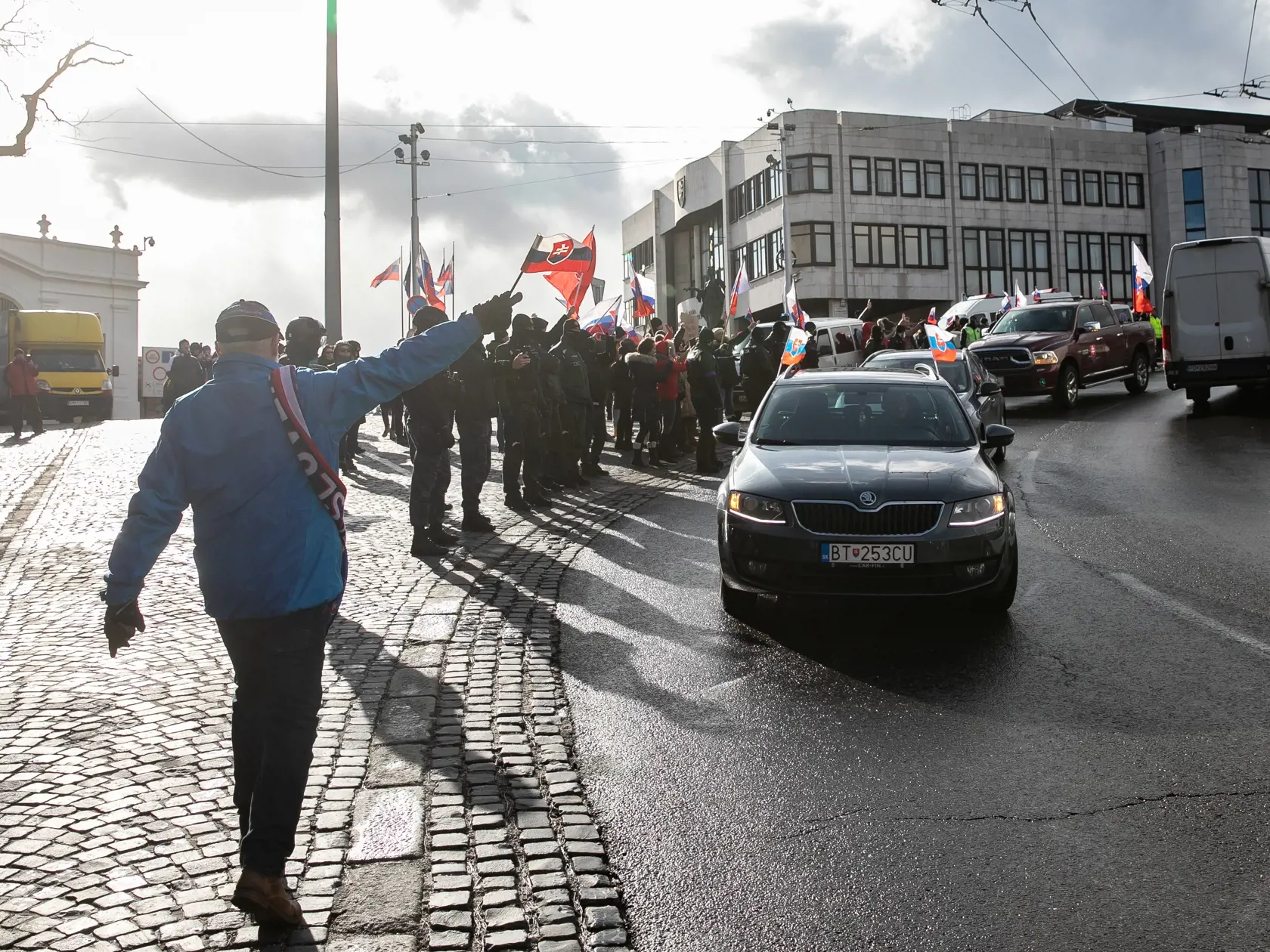 Protest proti obrannej dohode s USA.