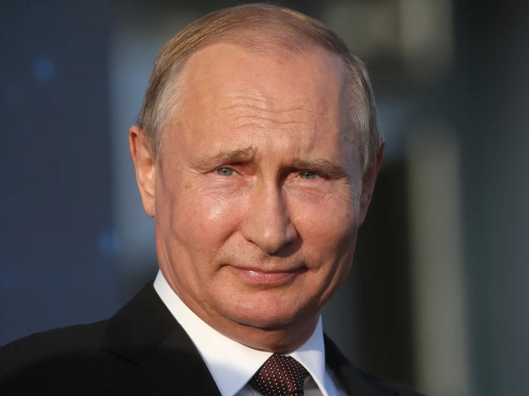 Vladimir Putin vraj využíva dvojníkov na reprezentáciu. Má ísť až o troch odlišných ľudí upravených špeciálnymi plastickými operáciami.