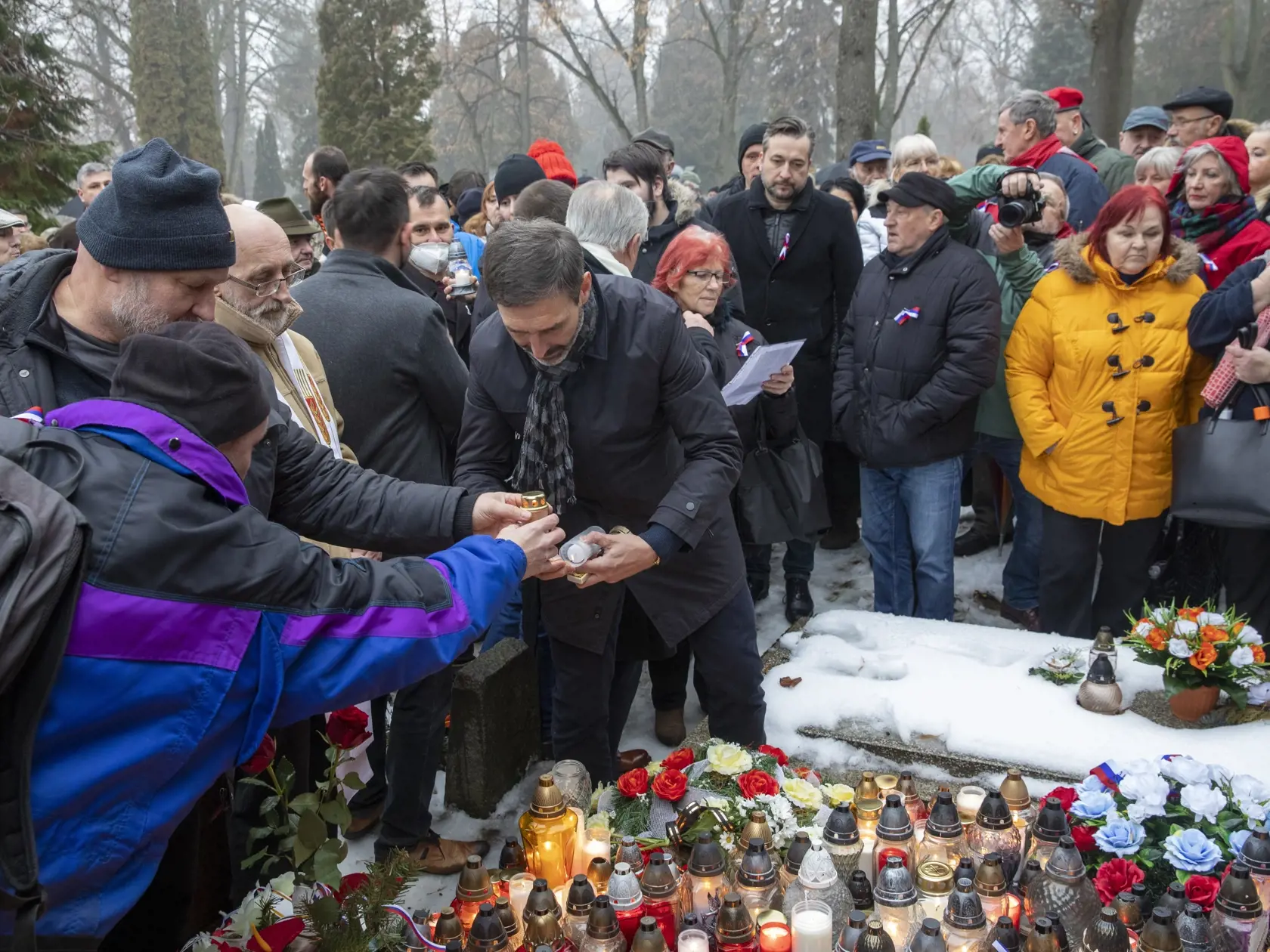 Na snímke pietná spomienka na bývalého policajného prezidenta generála Milana Lučanského v Martine.