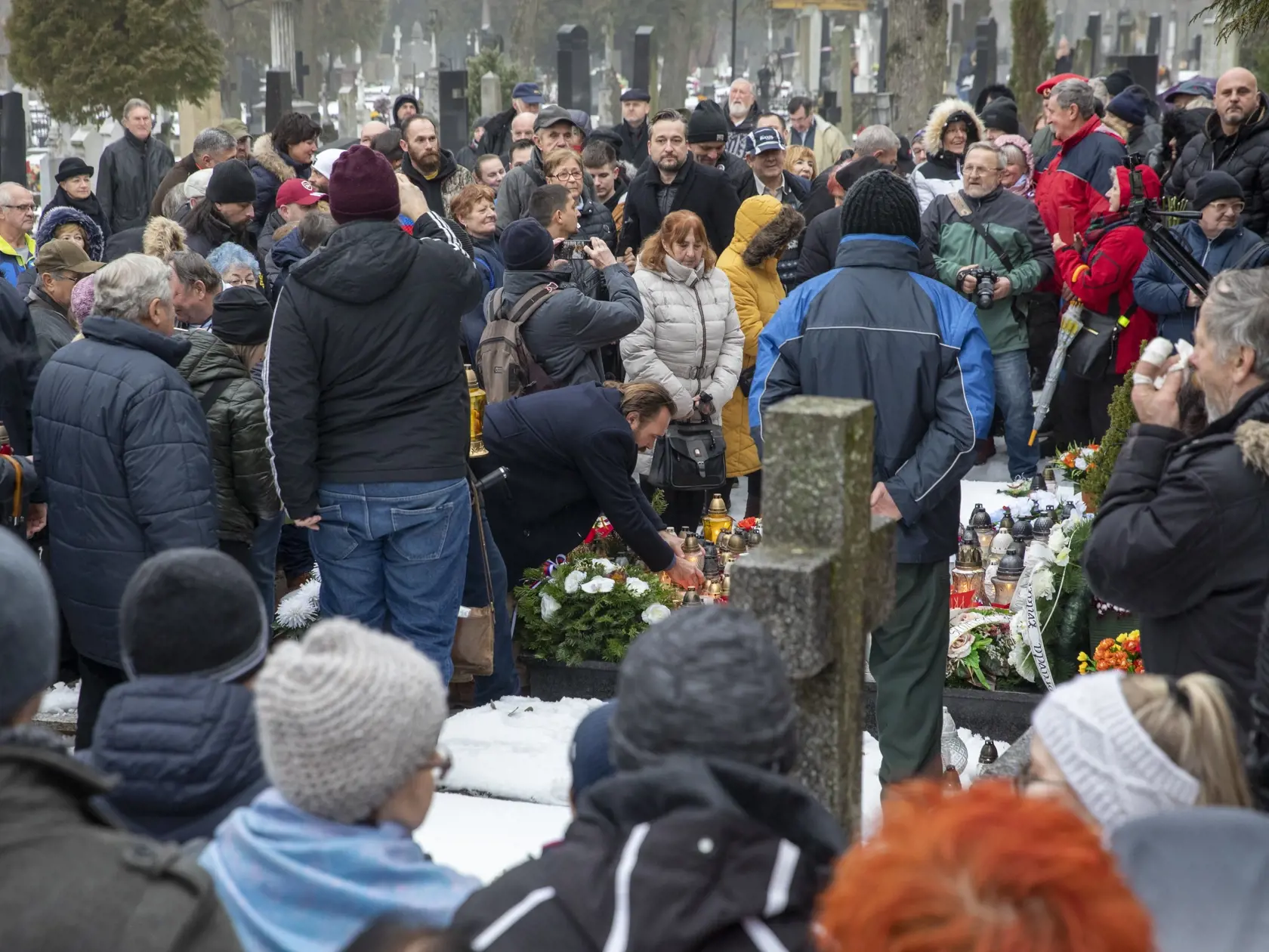 Na snímke pietná spomienka na bývalého policajného prezidenta generála Milana Lučanského v Martine.