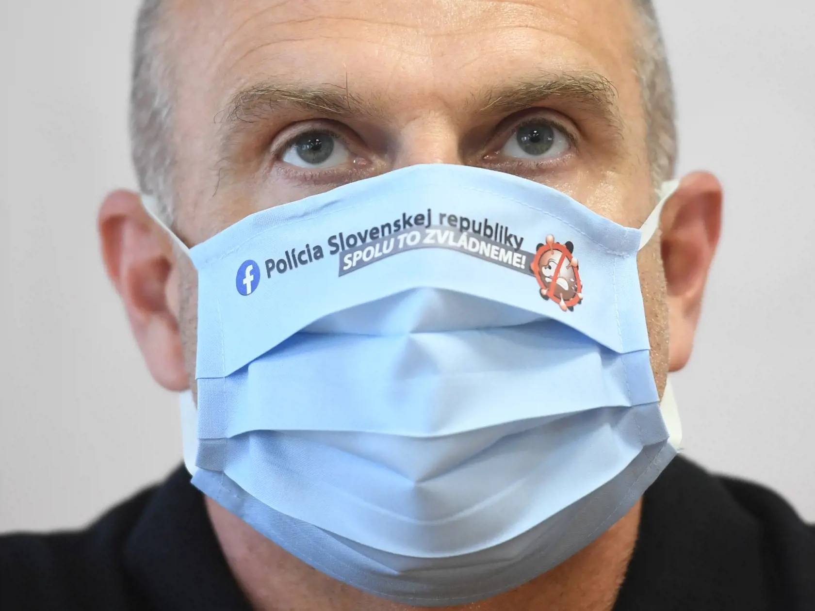 Prezident Policajného zboru Milan Lučanský počas  tlačovej konferencie v Bratislave v utorok 30. júna 2020. Lučanský odstupuje z funkcie. Požiadal o uvoľnenie zo služobného pomeru k 31. augustu. Minister vnútra SR Roman Mikulec (OĽaNO) jeho žiadosť prijal. FOTO TASR - Martin Baumann