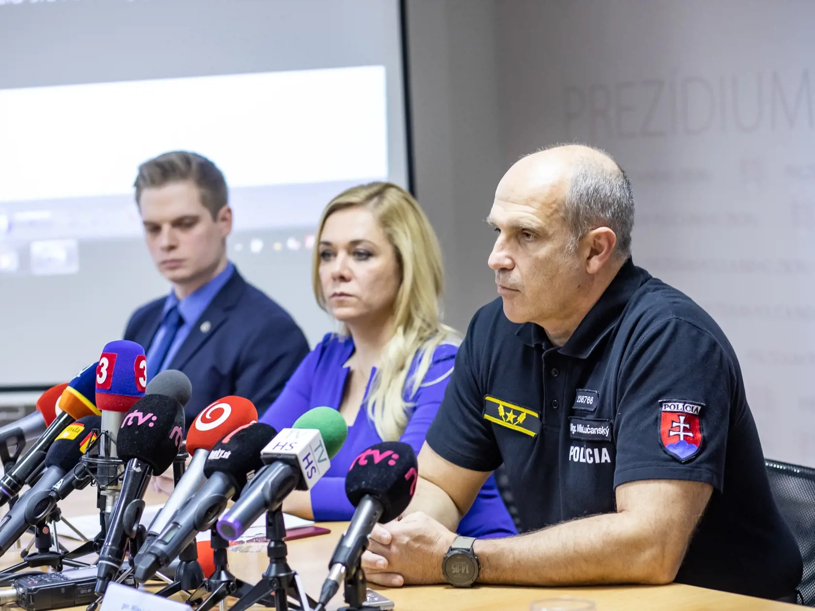 Tlačová konferencia predstavenie novej  policajnej aplikácie. Na fotke je Denisa Saková a Milan Lučanský