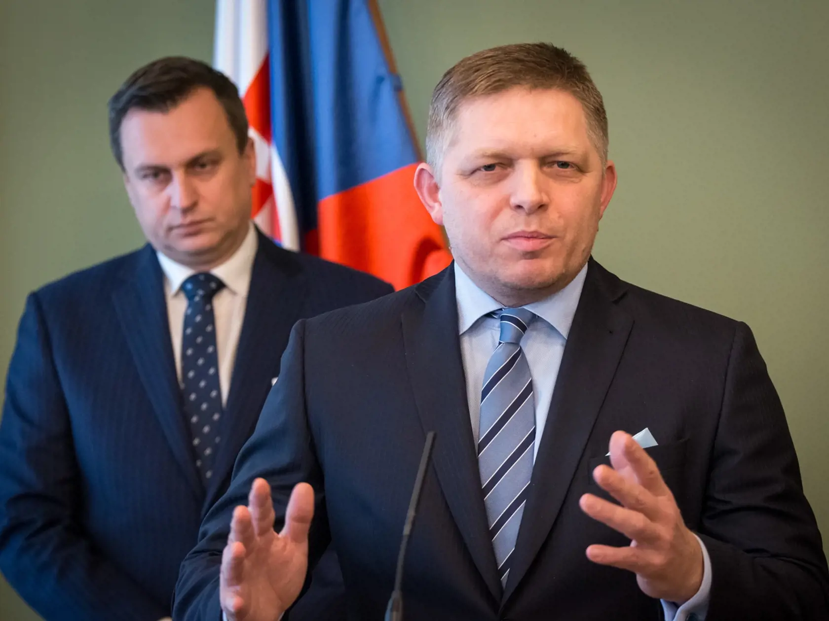 V koalícii to poriadne vrie.
