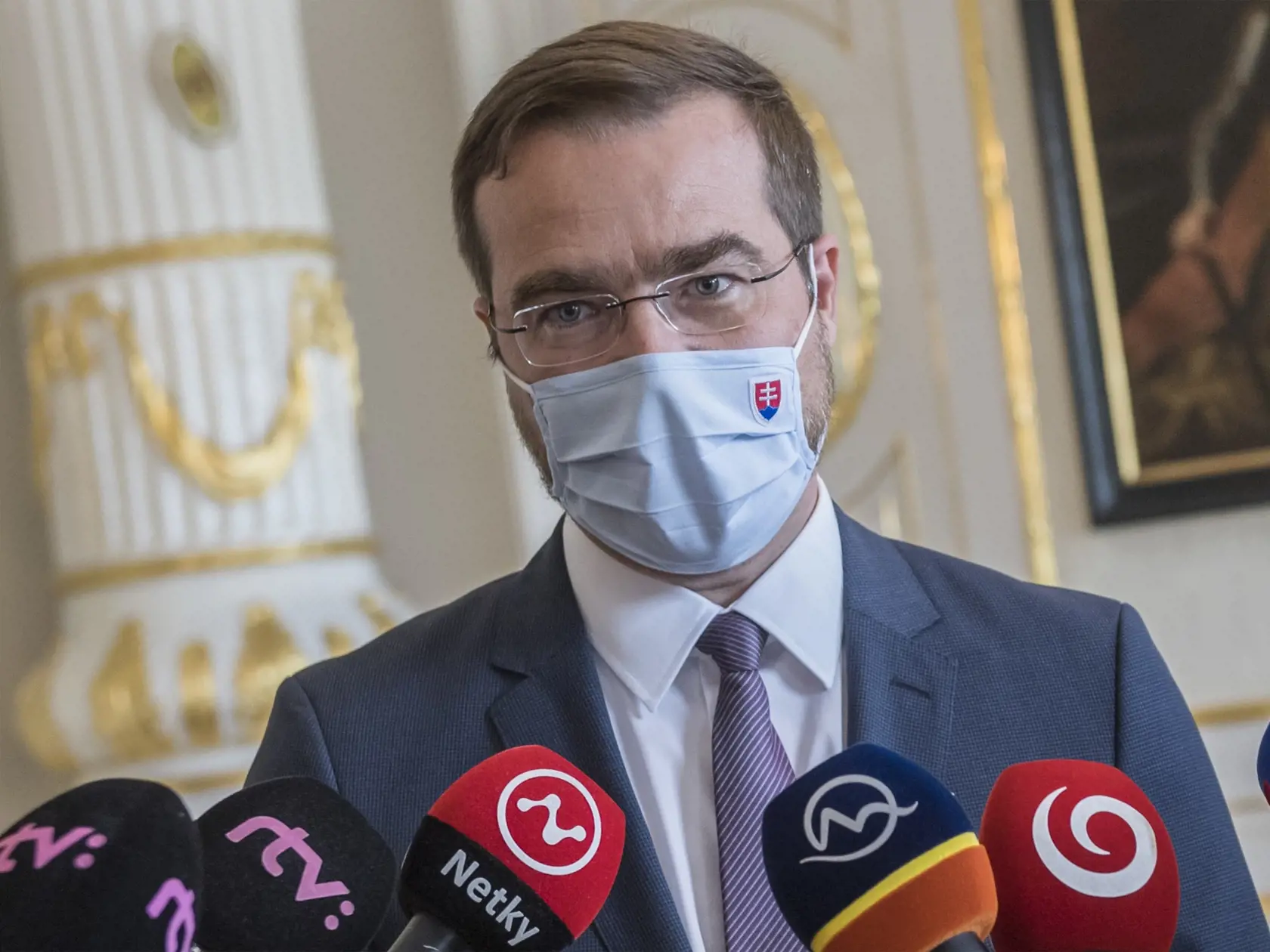 Na snímke minister zdravotníctva SR Marek Krajčí počas prijatia zástupcov Klubu cystickej fibrózy u prezidentky SR Zuzany Čaputovej v Prezidentskom paláci v Bratislave 11. júna 2020 v Bratislave. FOTO TASR - Martin Baumann