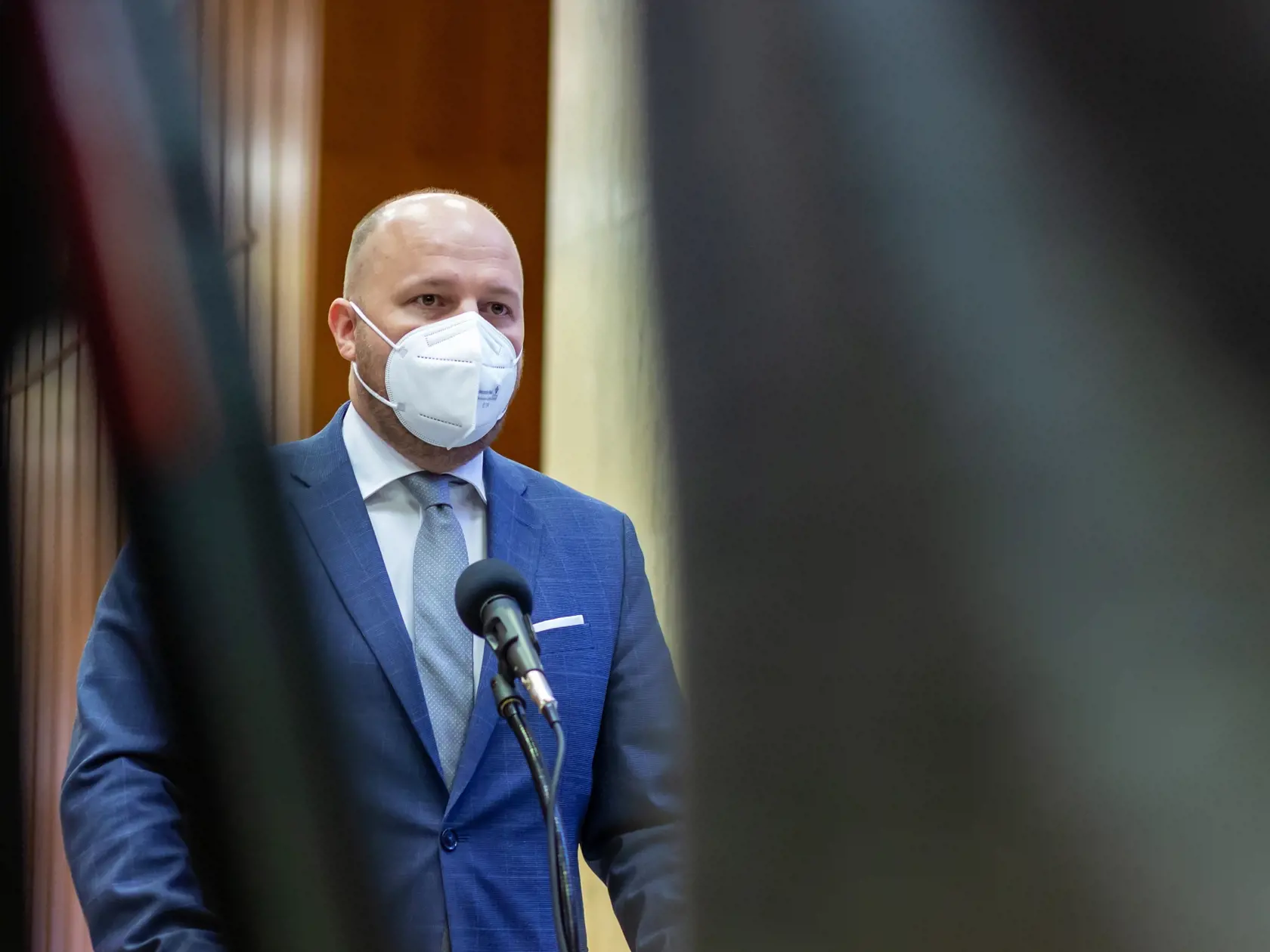 Prečo by deti mali trpieť kvôli rodičom? To je názov rozsiahleho statusu ministra obrany Jaroslava Naďa (40), ktorý sa podelil o nepríjemnú skúsenosť zo súkromného života!