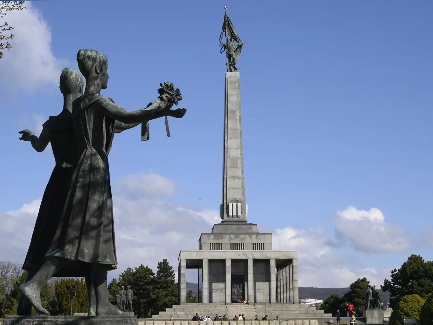 76. výročie oslobodenia Bratislavy  