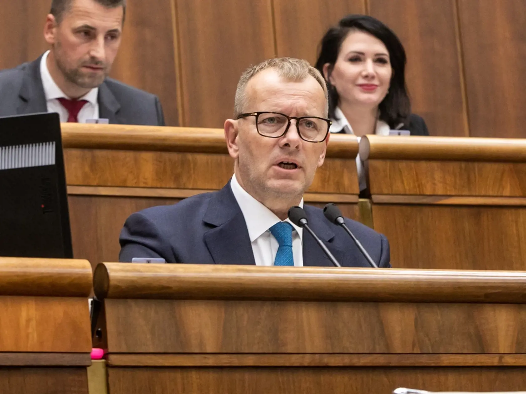 „Vo vnútornom segmente počítačovej siete bola identifikovaná nadmerná neželaná komunikácia. Prejavovalo sa to vysokým zaťažením systémových zdrojov na úrovni CPÚ na jednotlivých počítačoch,“ uviedol Kollár a priblížil ďalšie technické parametre incidentu. Deklaroval, že v NR SR budú aplikované všetky odporúčania Národného bezpečnostného úradu (NBÚ).