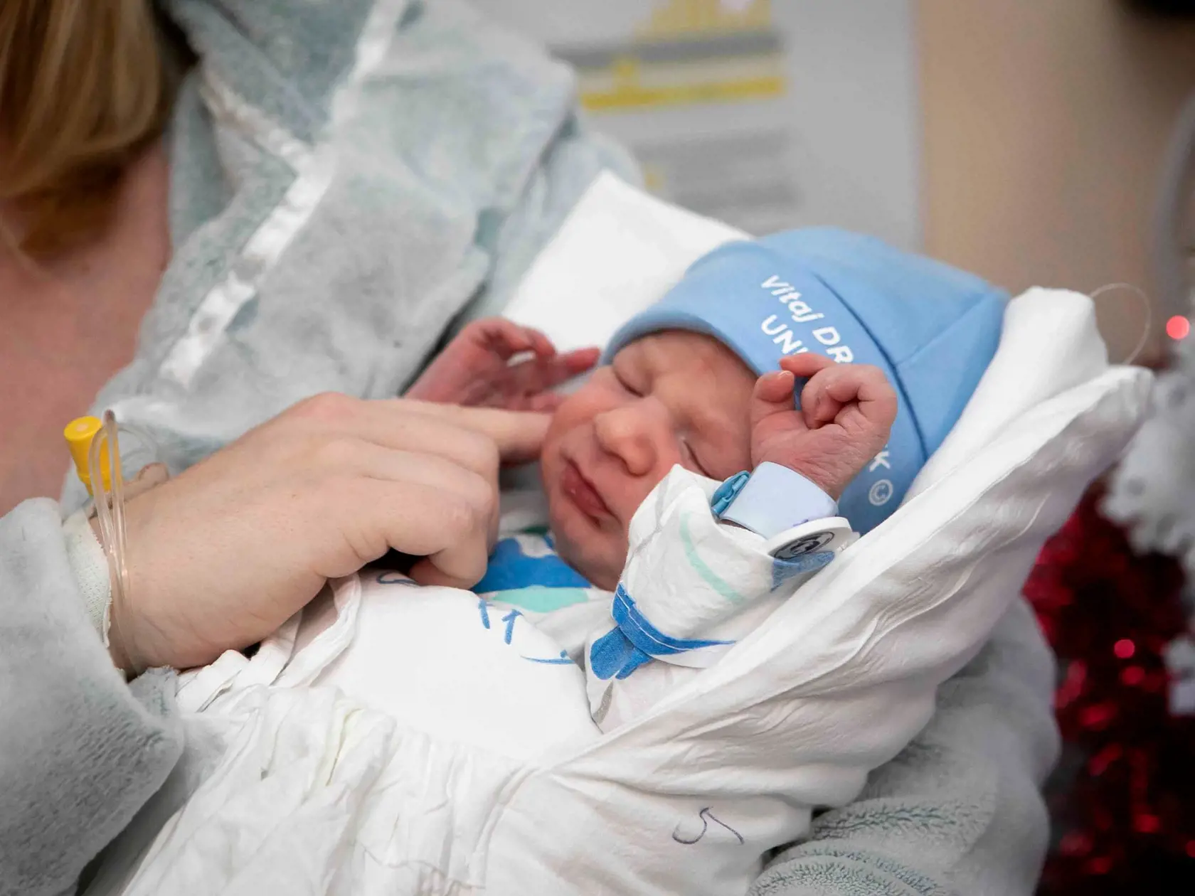 Prvé dieťatko v Novom roku priviedol na svet personál Gynekologicko-pôrodníckeho oddelenia UNLP Košice na Rastislavovej len 3 minúty po polnoci.