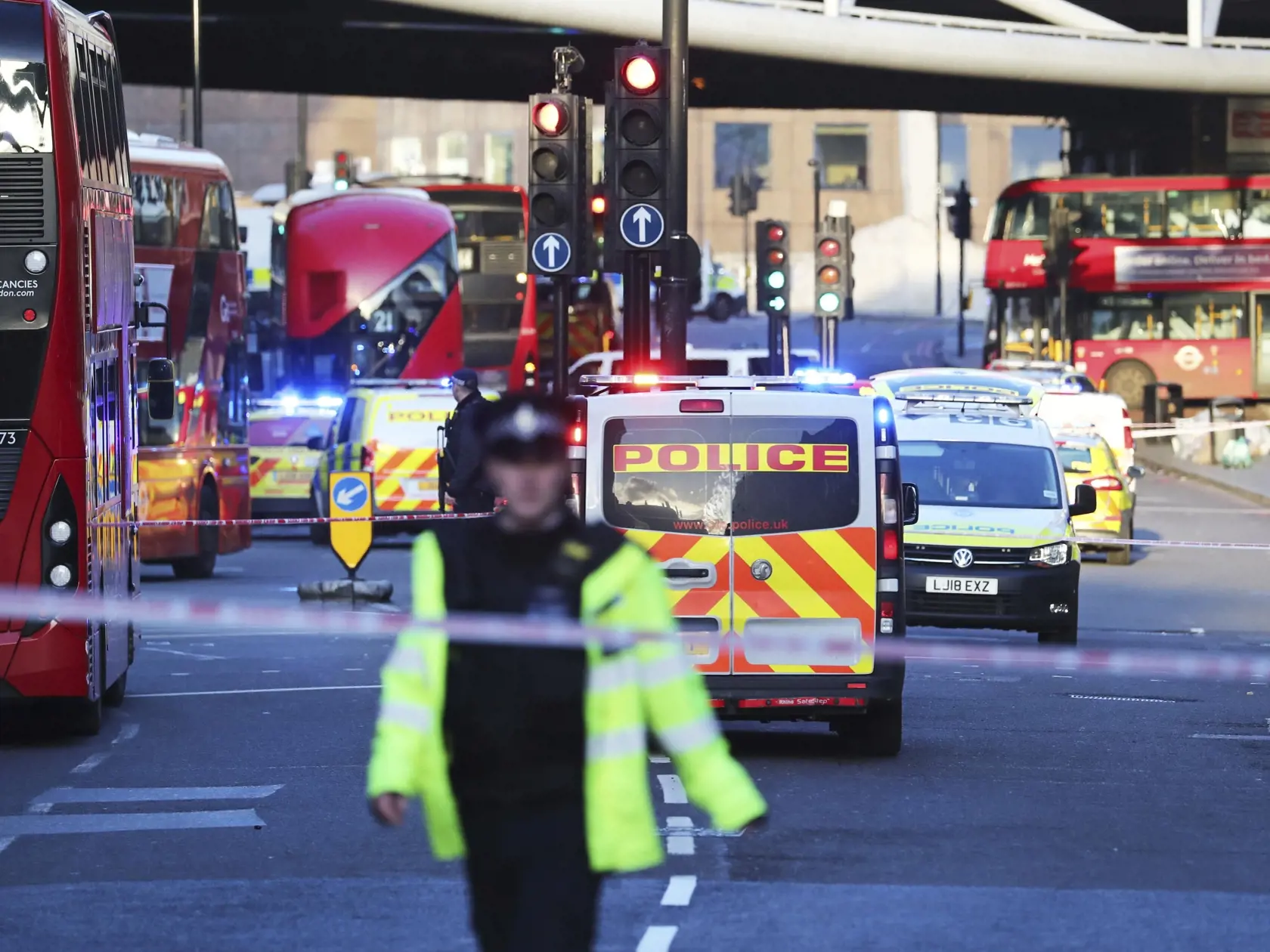 Krvavý teroristický útok na londýnskom London  Bridge.