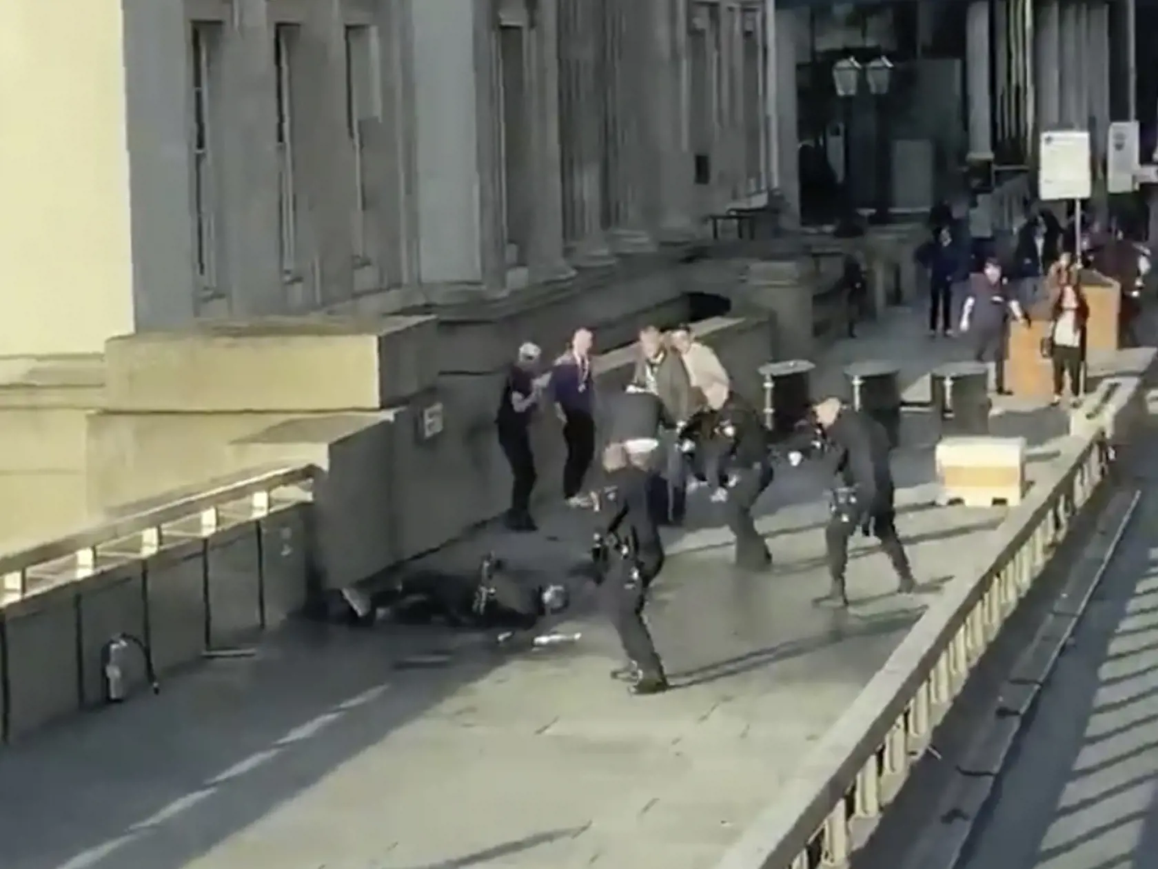 Krvavý teroristický útok na londýnskom London  Bridge.