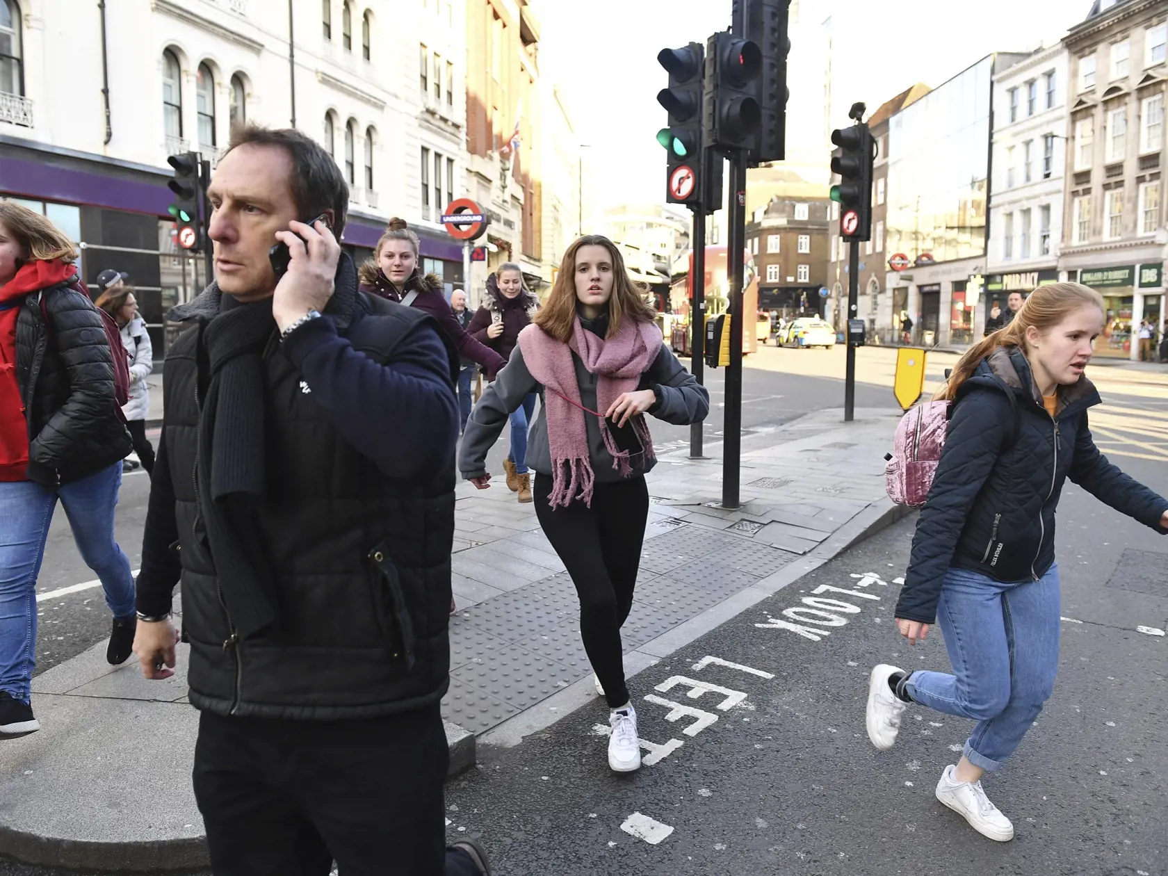 Krvavý teroristický útok na londýnskom London  Bridge.