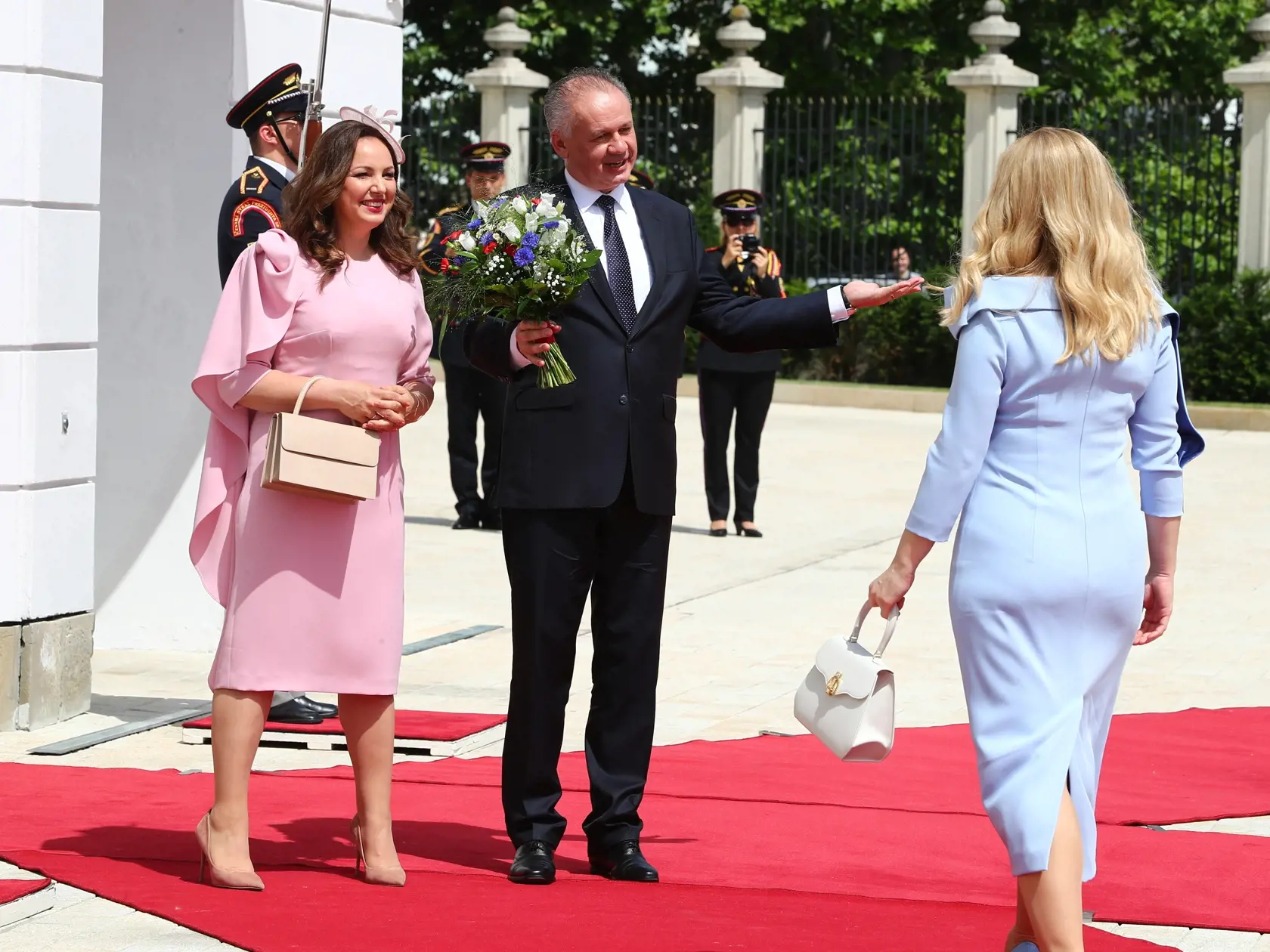Čaputová prebrala palác od bývalého prezidenta Kisku.