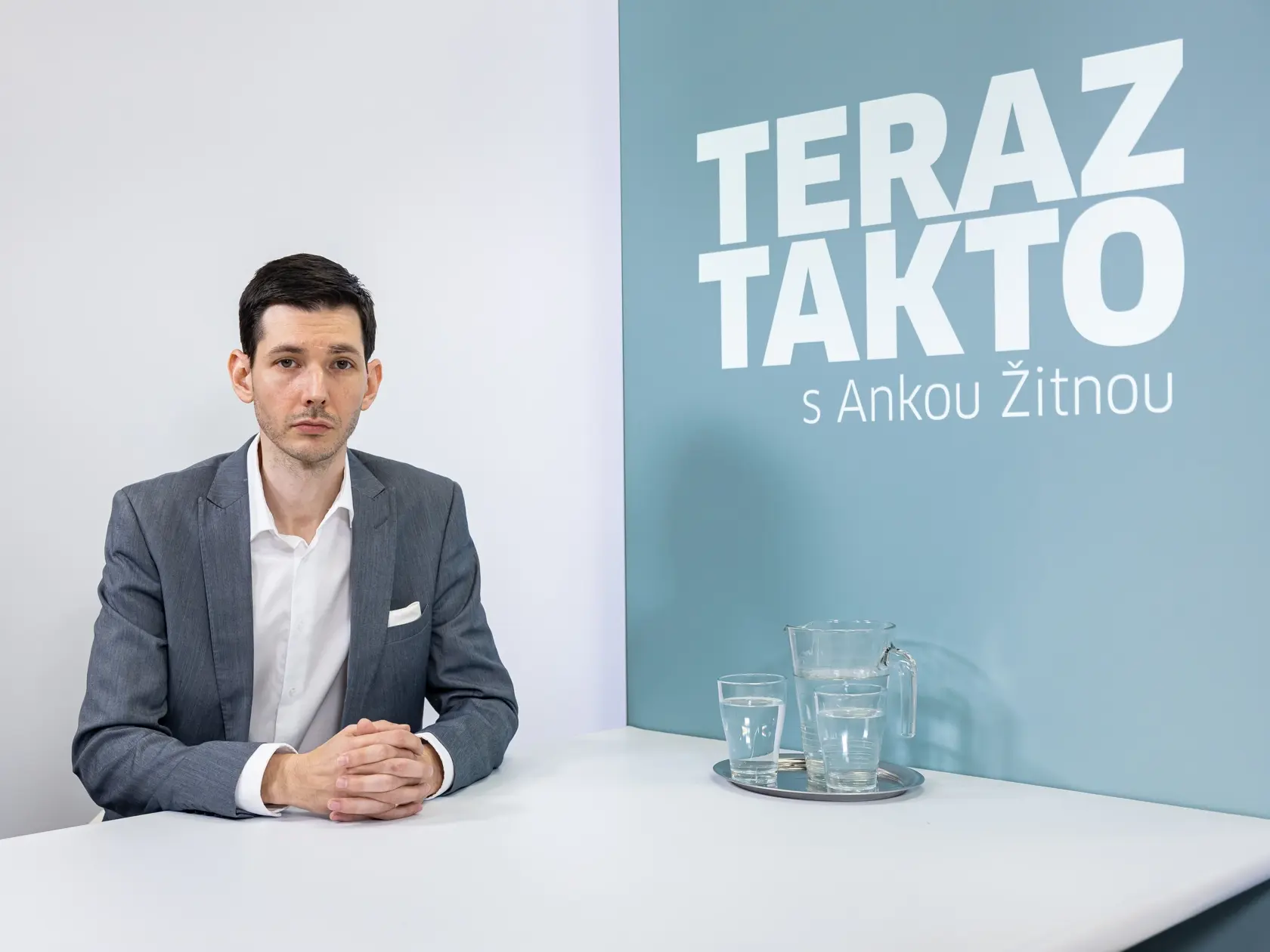 Podľa Artura Bekmatova sa v poslednom období objavilo viacero prípadov, keď zamestnávatelia nezákonne prepustili odborových funkcionárov alebo na nich vyvíjali nátlak s cieľom odstrániť ich z pracoviska.