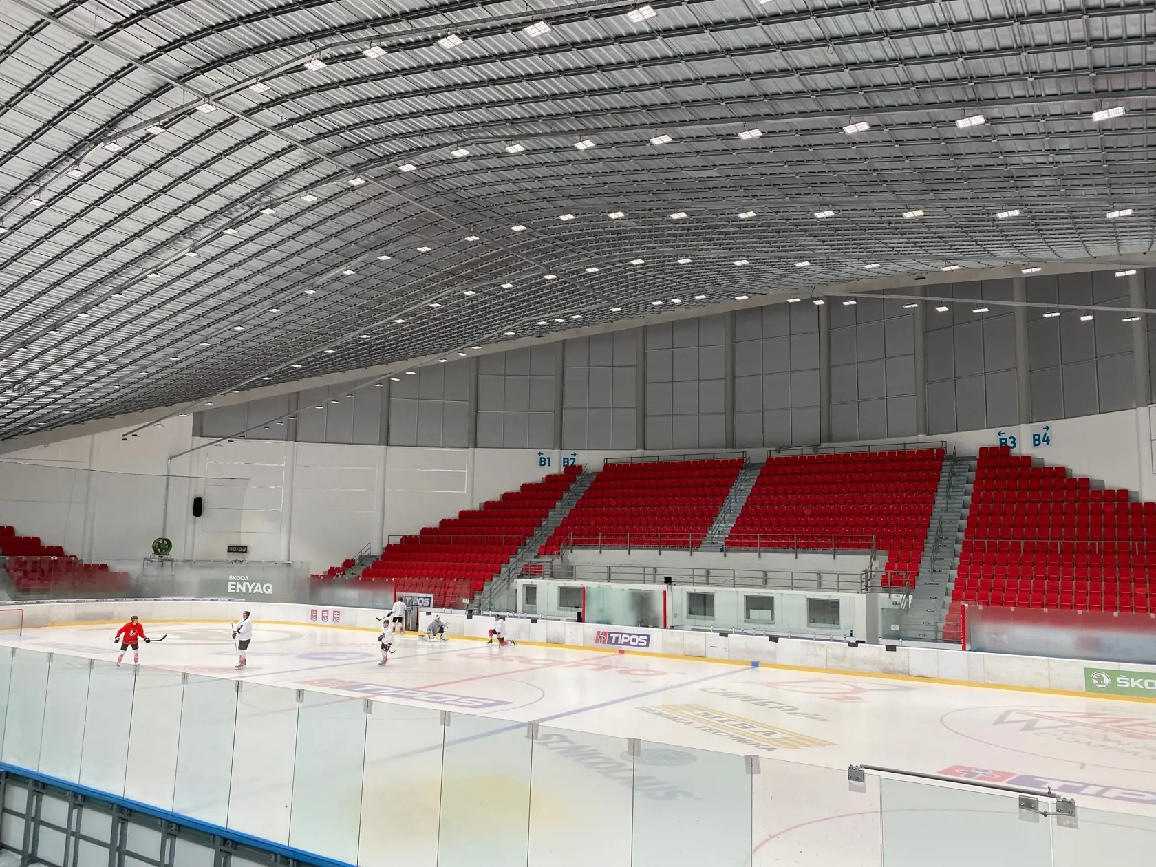 Opravený zimný štadión v Prešove odovzdali do užívania v septembri 2021.