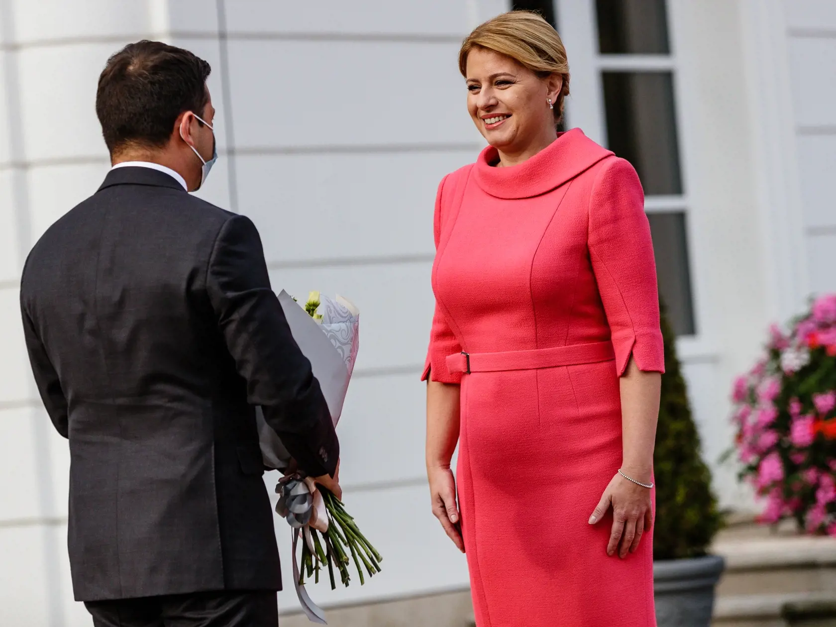 Na pozvanie prezidentky SR Zuzany Čaputovej  pricestoval vo štvrtok 24. septembra 2020 na oficiálnu návštevu Slovenska ukrajinský prezident Volodymyr Zelenskyj.