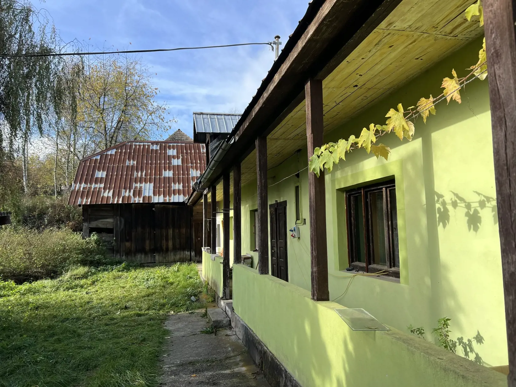 odľa jeho slov to bol milý a nekonfliktný pár, no Radoslavov odchod Viktória zvládala stále hrošie. Desivé je aj to, čo sa dialo tesne pred jej rozhodnutím vziať život sebe i dcérke.