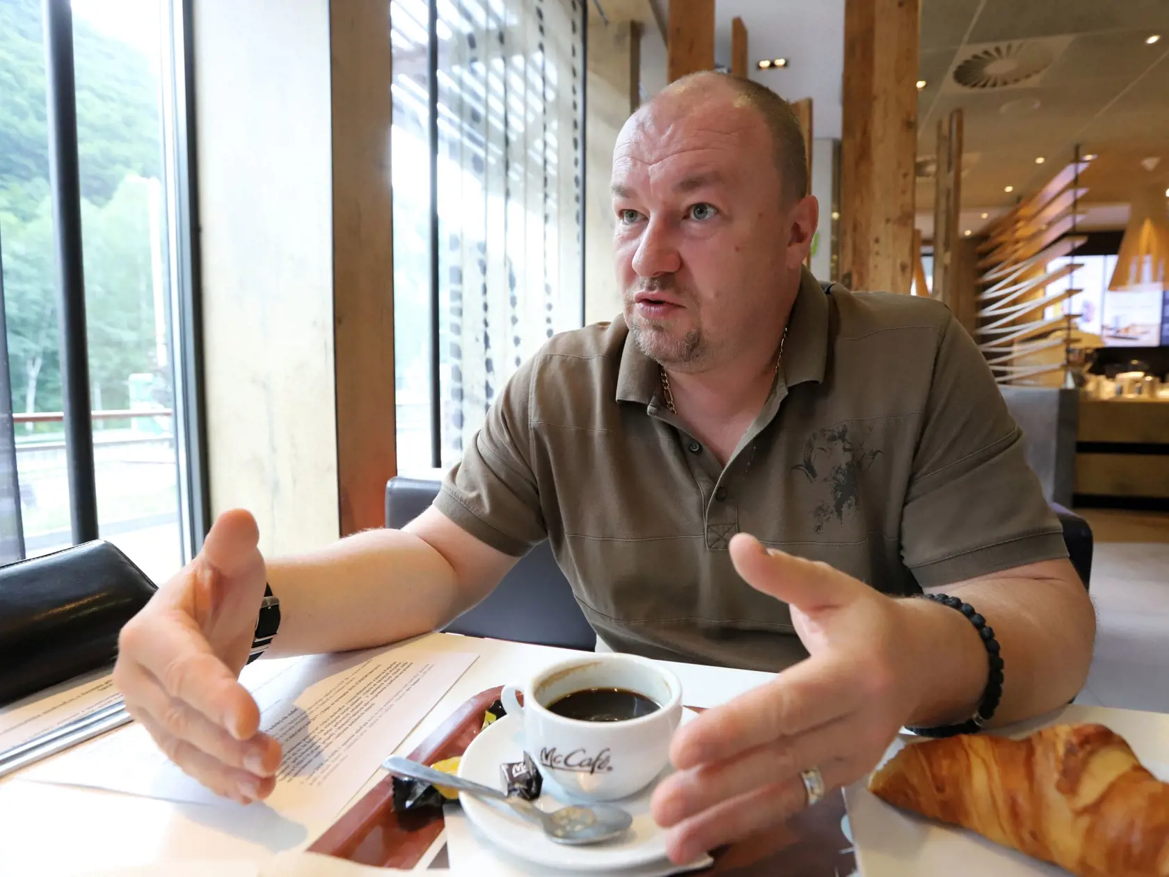 Rudolf Huliak: „Premnožené medvede obmedzujú činnosť na vidieku.“