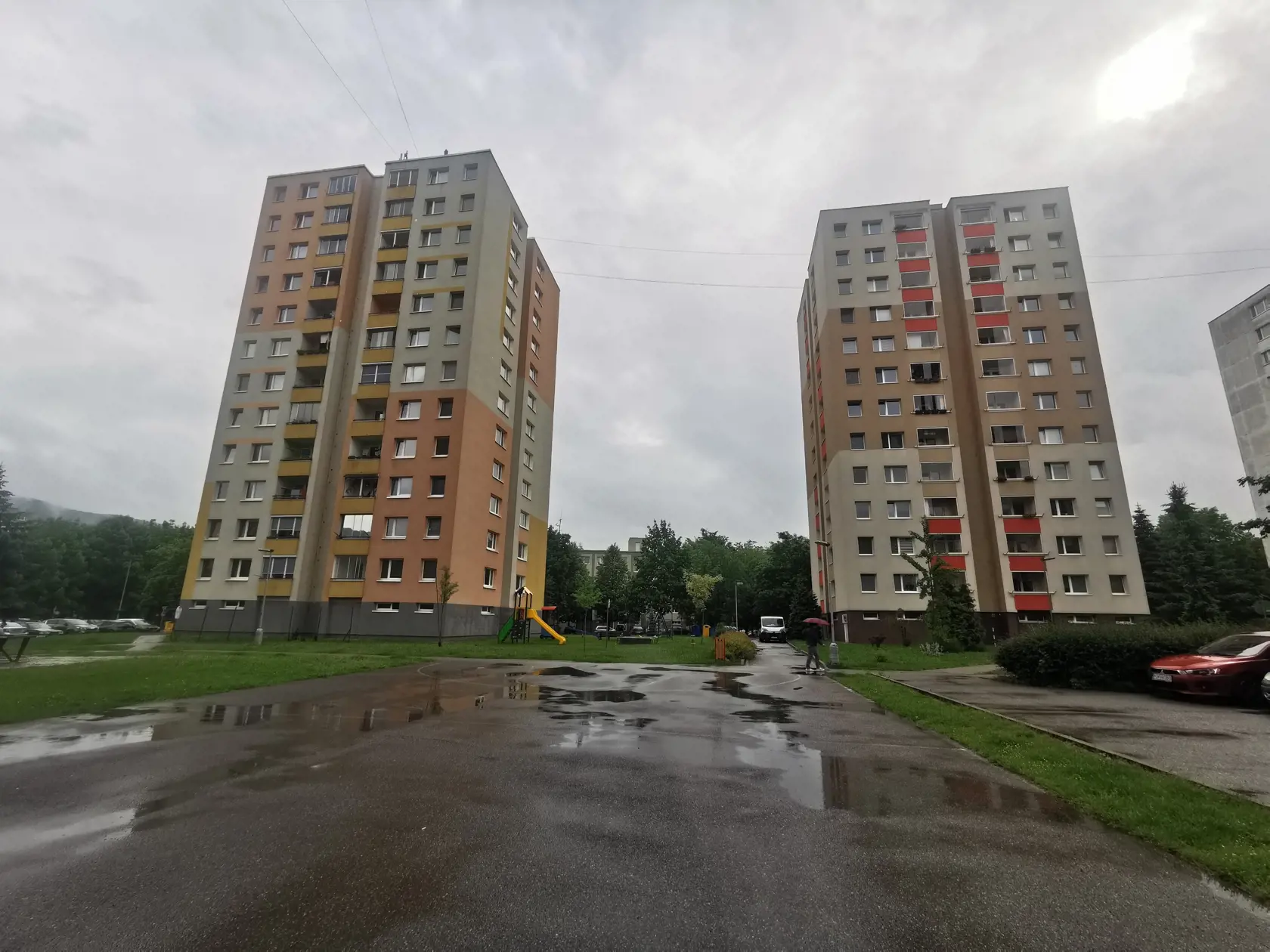 V roku 1988 sa hral Ľuboš Bednár pred domom na ihrisku spolu s bratom. Kým jeho brat sa domov vrátil, Ľuboša už nikdy nikto nevidel.