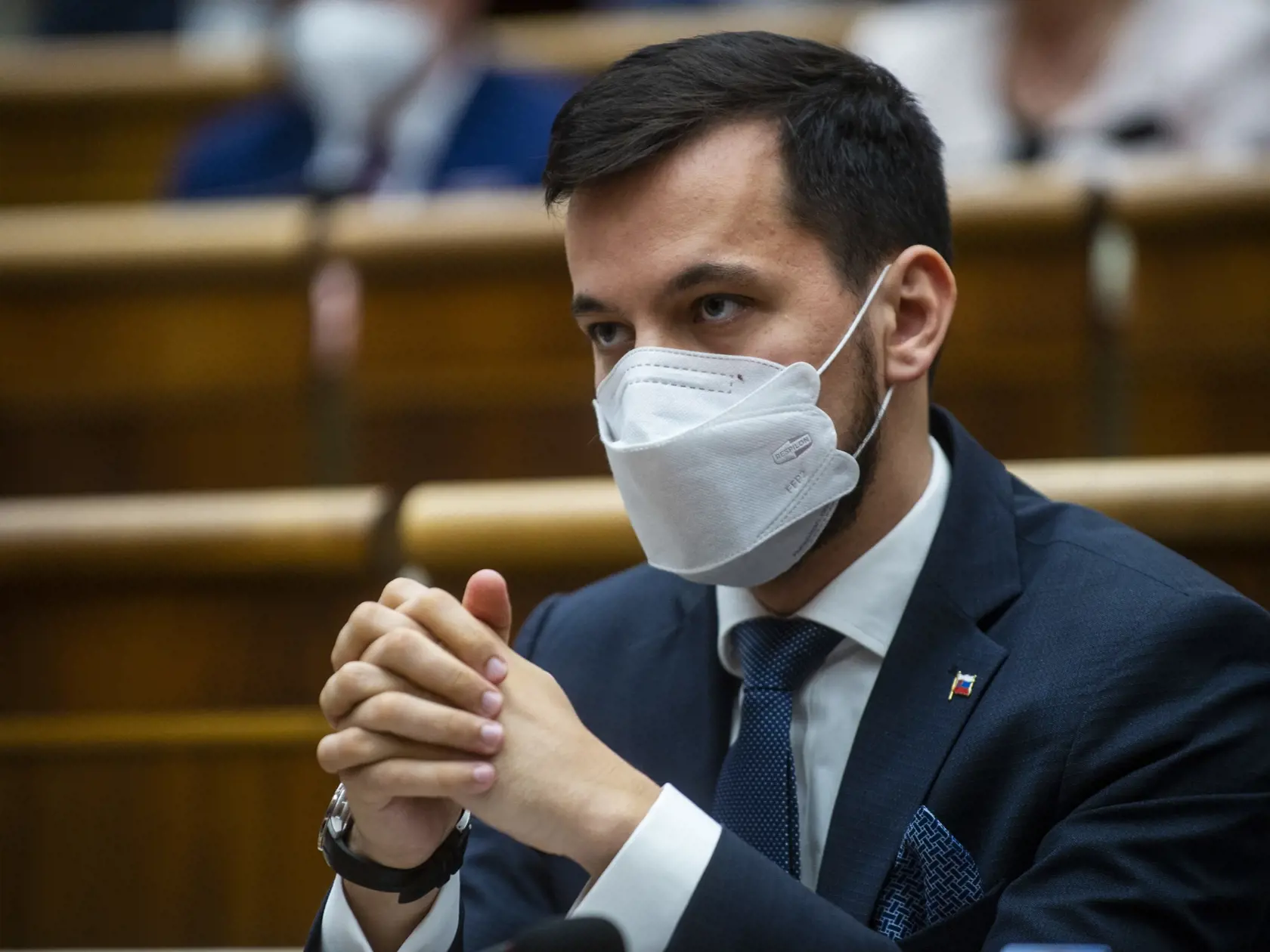 Výsledok hlasovania o obrannej zmluve DCA medzi SR a USA v Národnej rade SR môže byť veľmi tesný. V diskusnej relácii TV Markíza Na telo to pripustil poslanec parlamentu a podpredseda strany Za ľudí Juraj Šeliga.