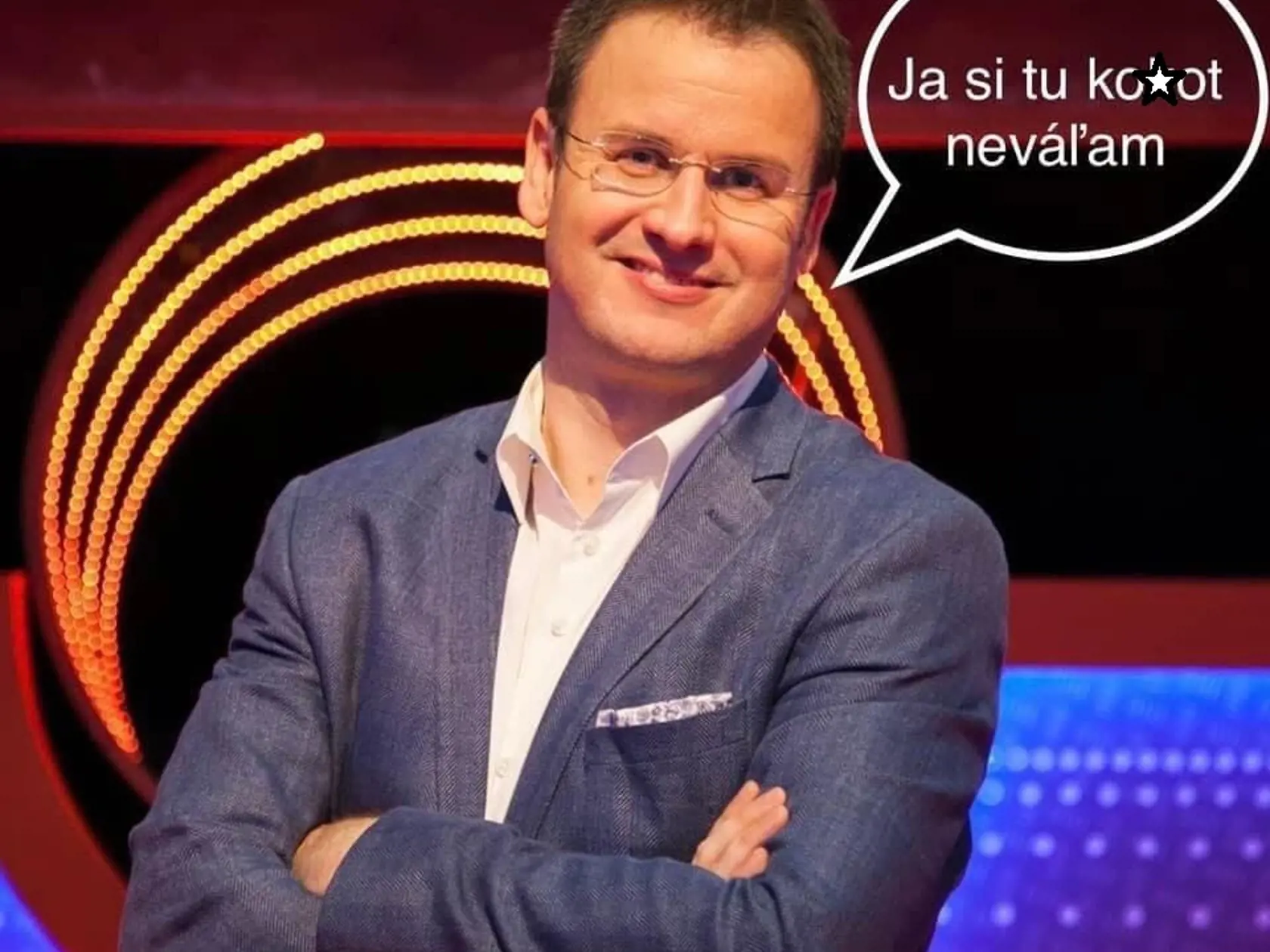 Internet si uťahuje z Merčiaka po jeho vulgárnom výbuchu.