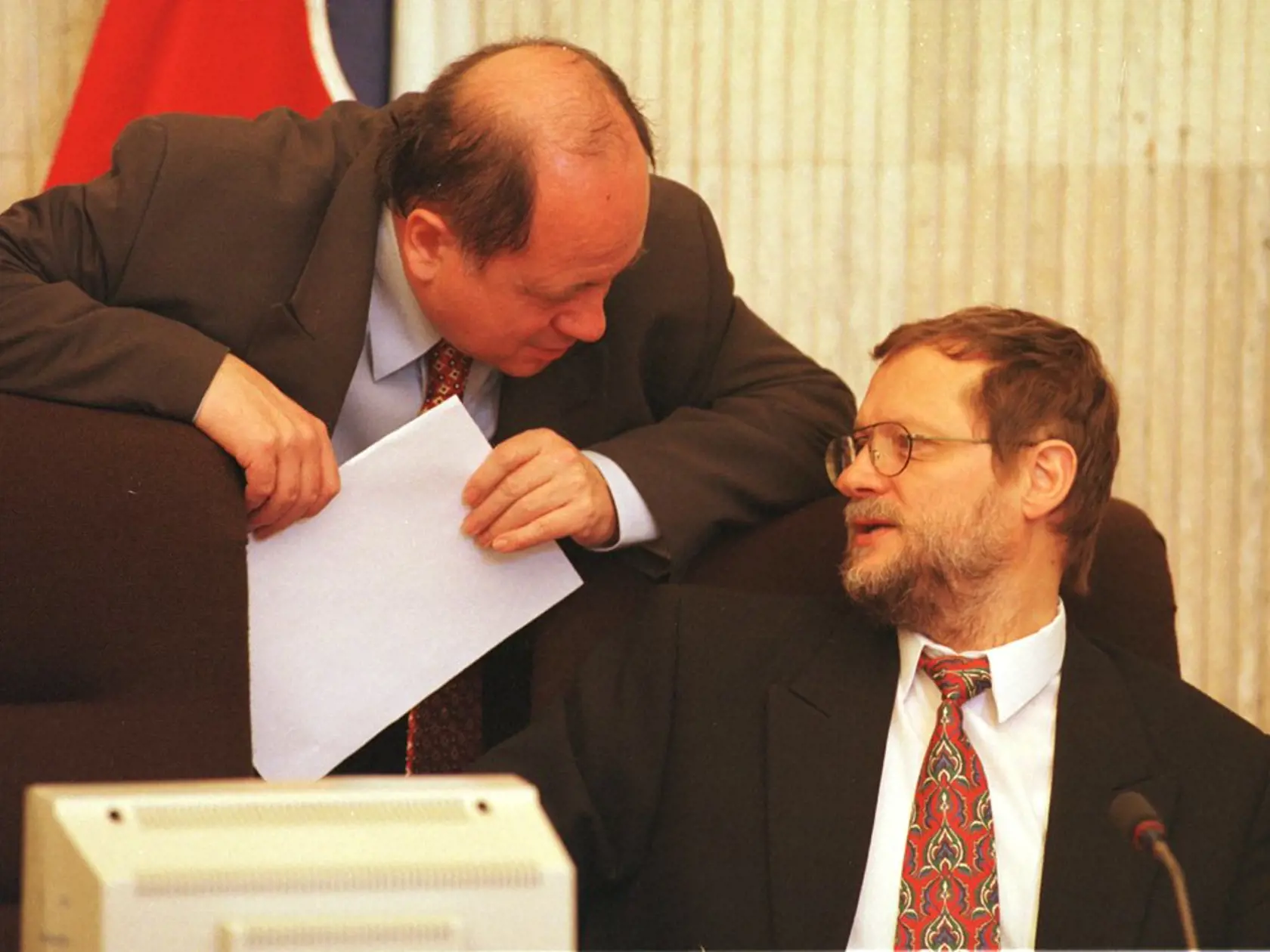 Hudec sa politike začal venovať po roku 1989.