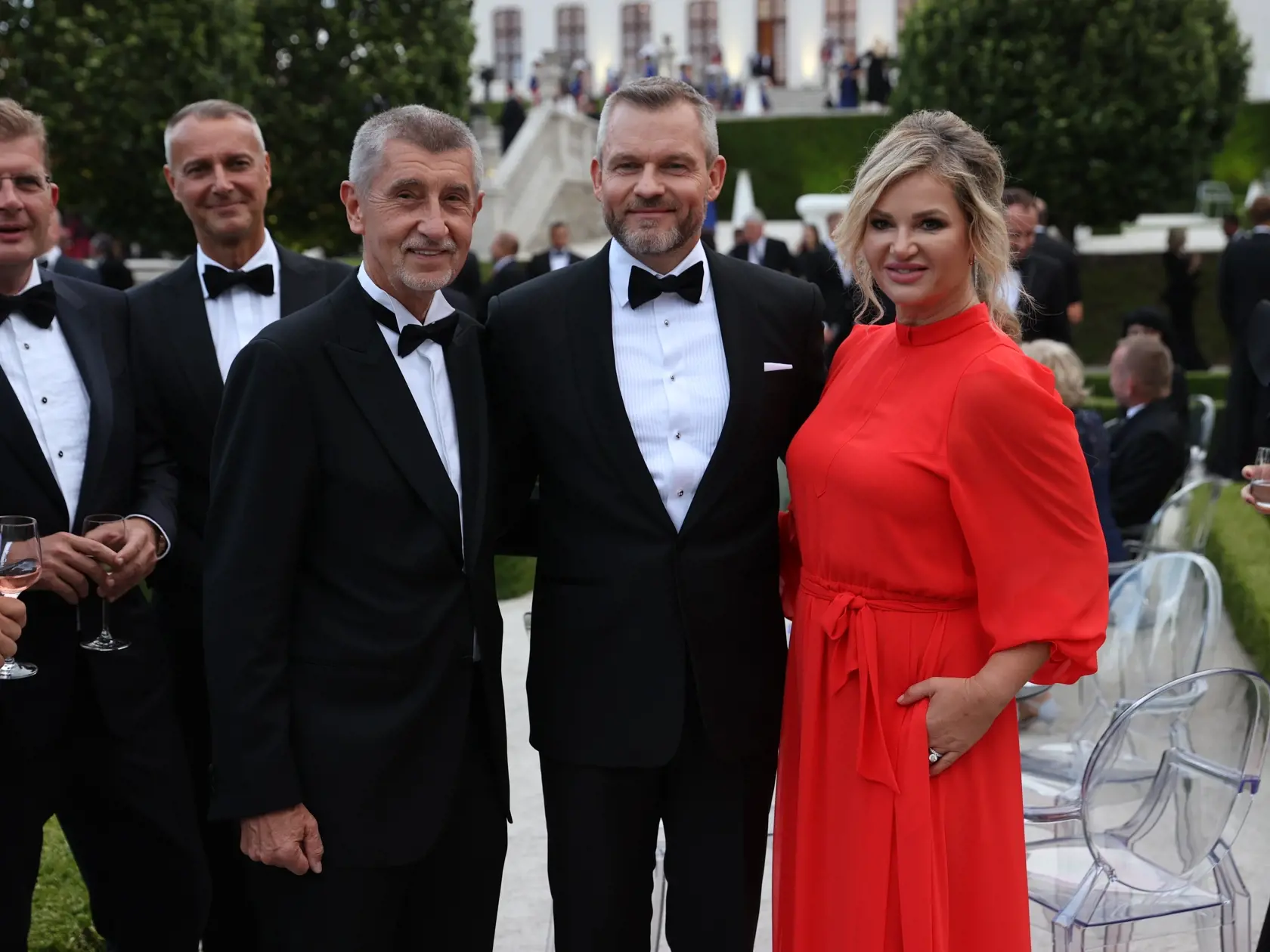 Andrej Babiš so ženou Monikou a s Petrom Pellegrinim, ktorého manželka českého politika očarila.