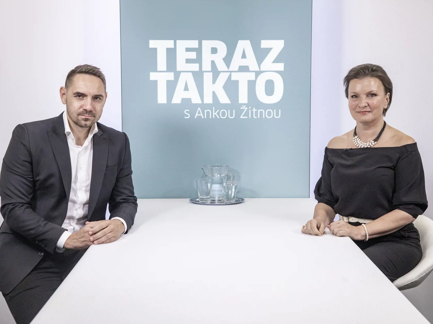 Na snímke je diskusná relácia “Teraz Takto” ktorej hosťom bol slovenský politik György Gyimesi.