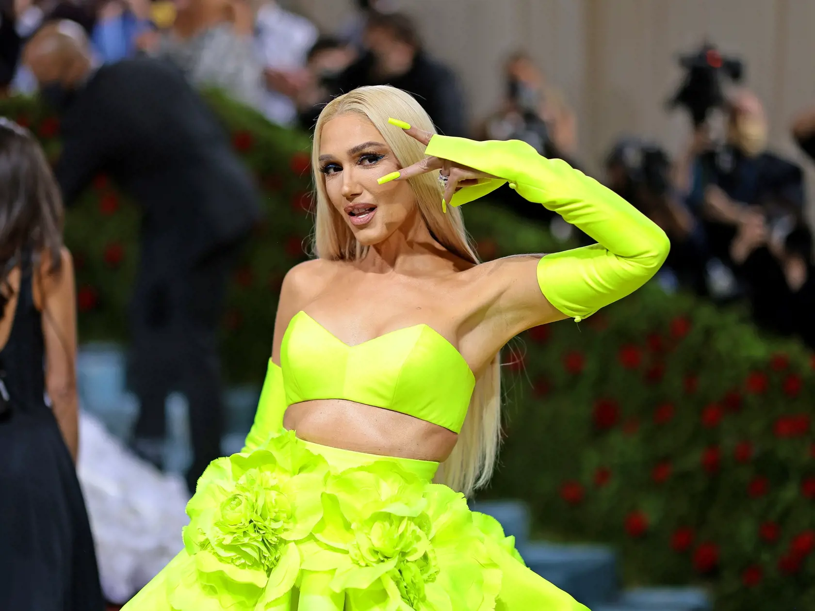 Neprehliadnuteľná Gwen Stefani... Tipovali by ste jej 53?