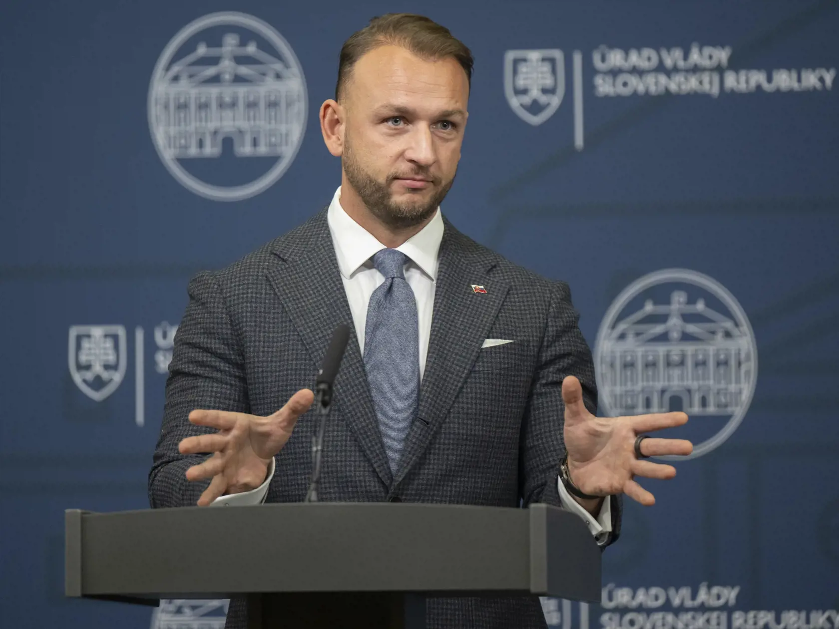 Na snímke minister vnútra SR Matúš Šutaj-Eštok (Hlas-SD) počas tlačovej konferencie po skončení mimoriadneho zasadnutia Bezpečnostnej rady SR 28. novembra 2024 v Bratislave.