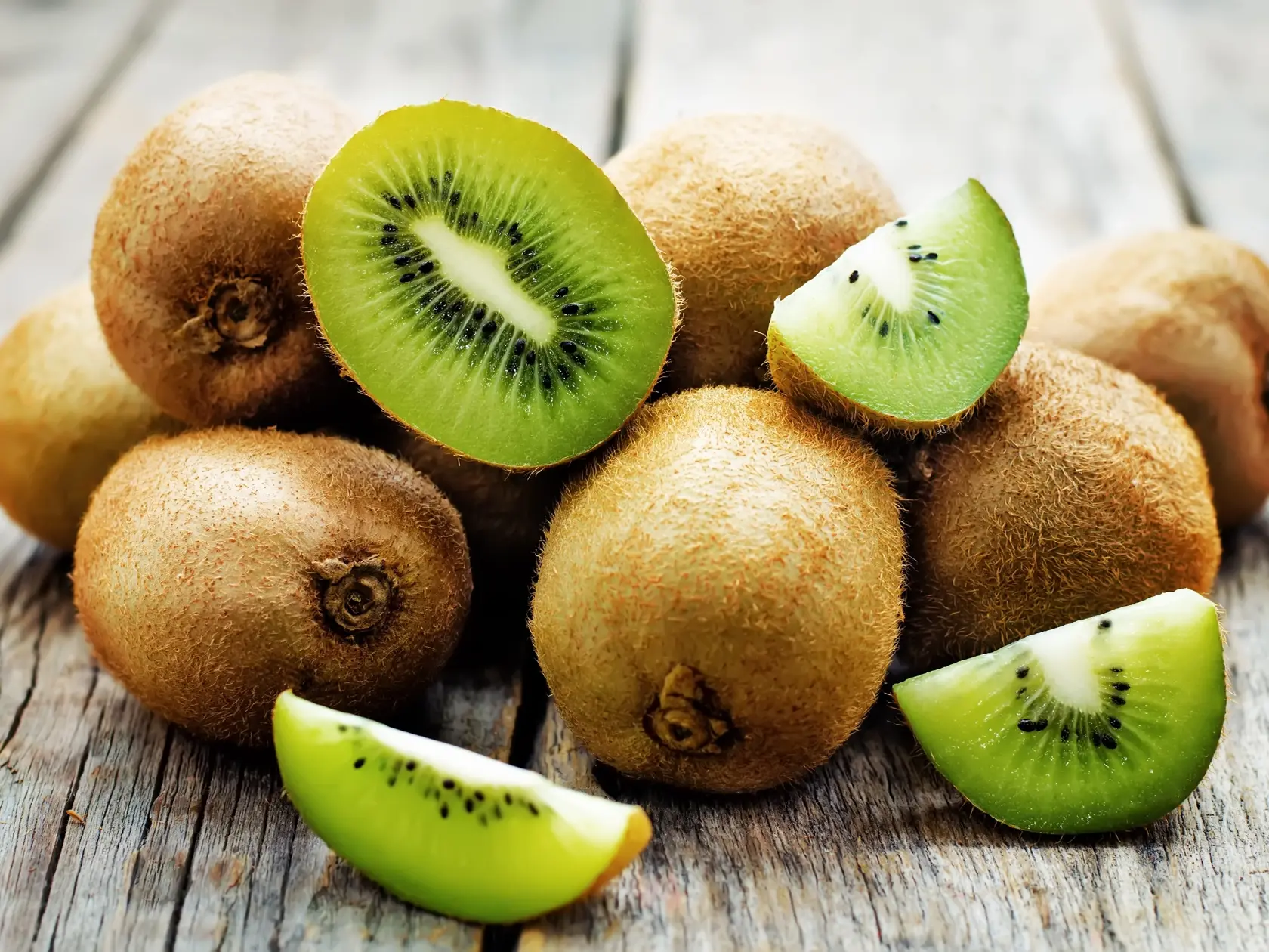 Kiwi je ideálnou súčasťou výživných smoothies. 